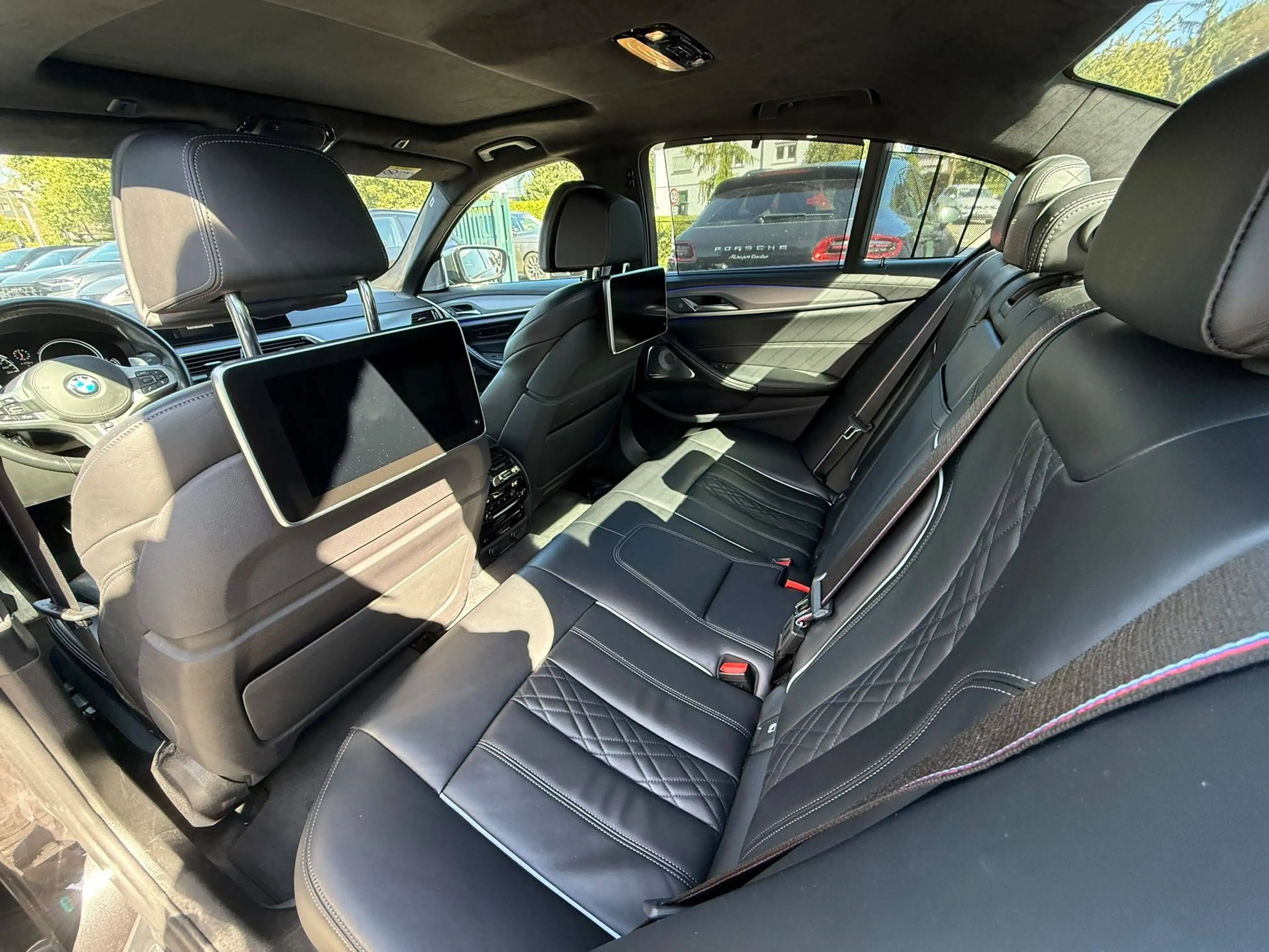 BMW M550 M550 i xDrive, Pano, LED, HUD, Massage — photo 8