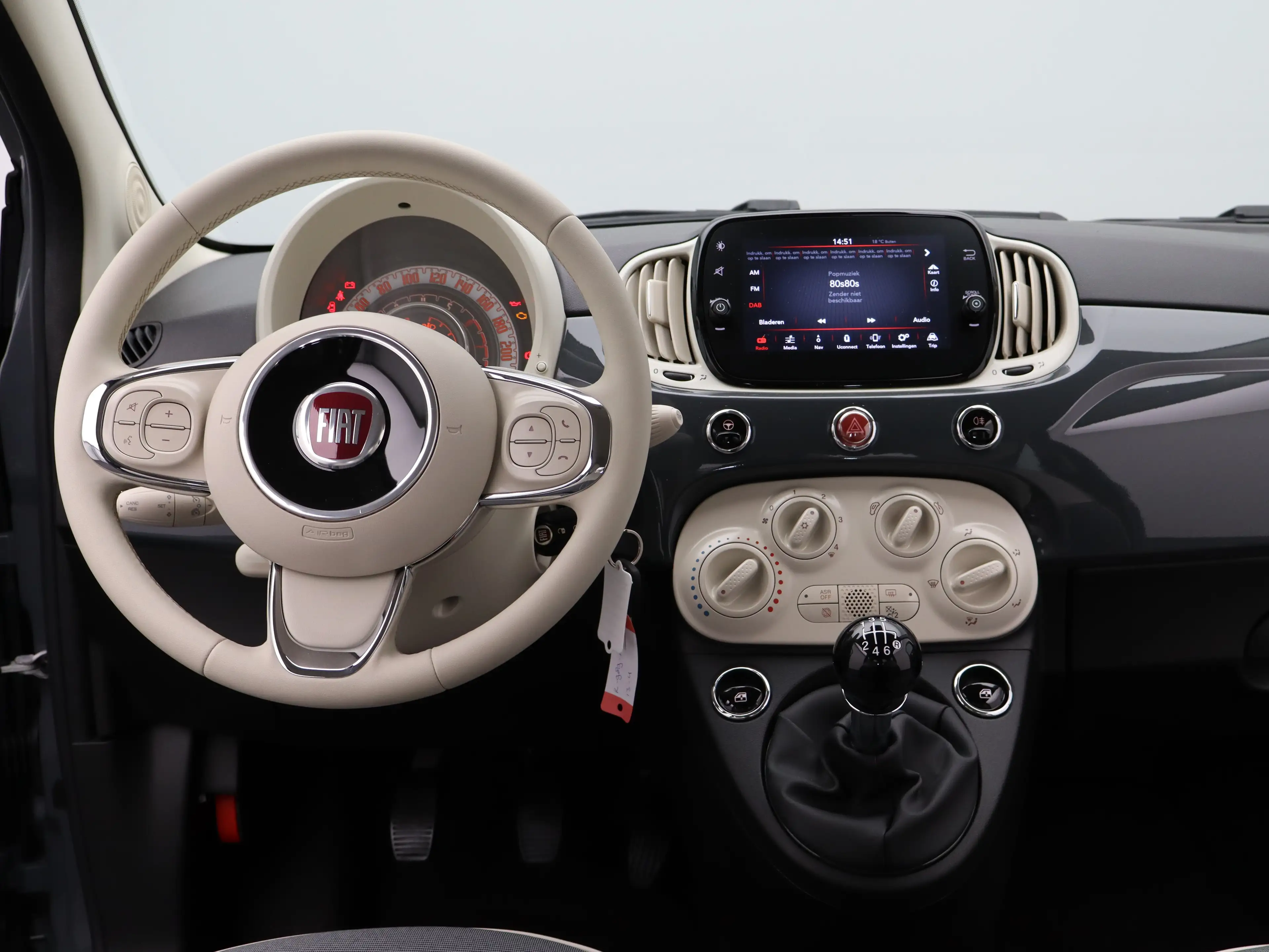 Fiat 500 1.0 Hybrid Lounge Navi | lichtmetalen velgen 15'' — photo 4