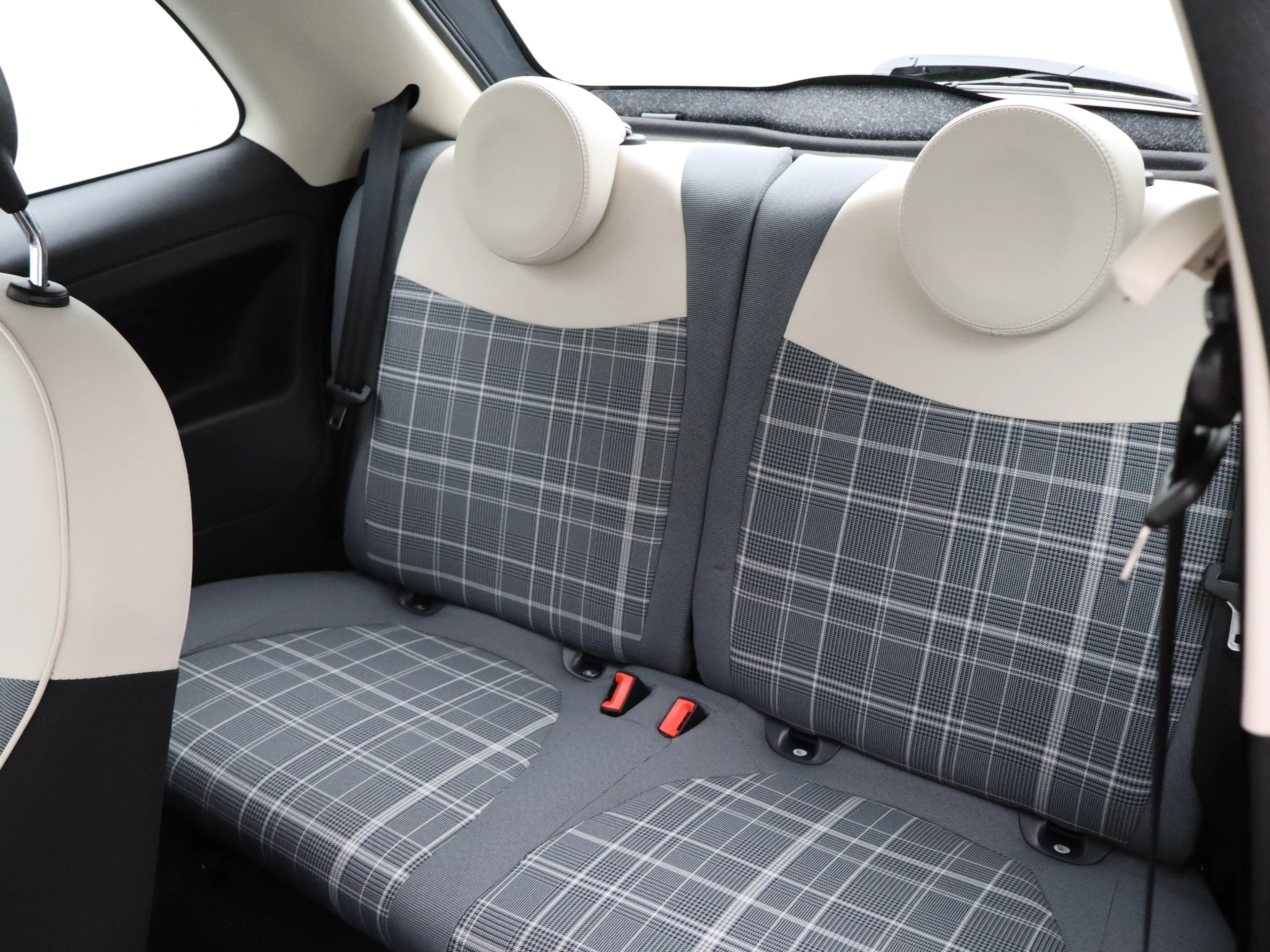 Fiat 500 1.0 Hybrid Lounge Navi | lichtmetalen velgen 15'' — photo 29