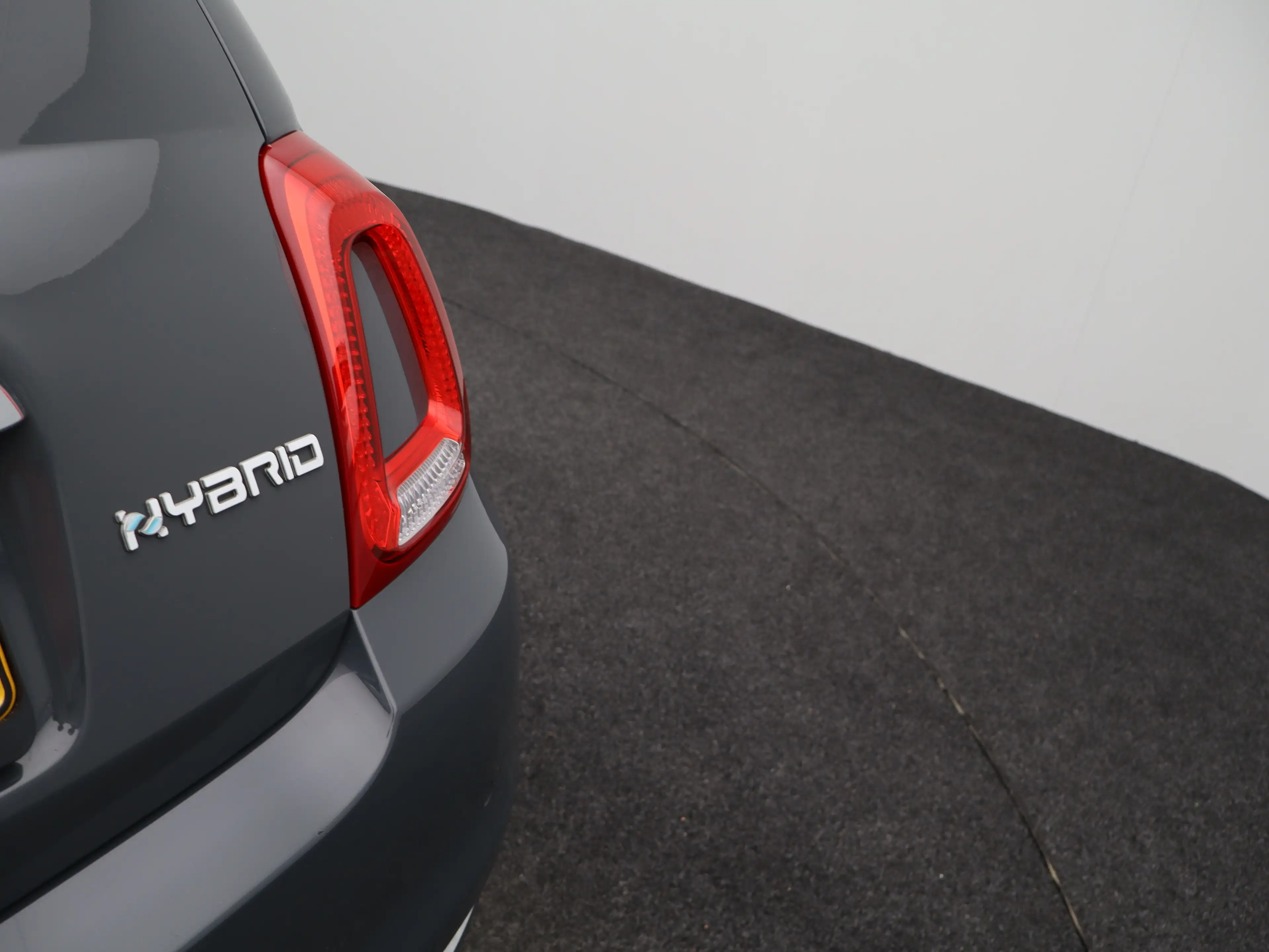 Fiat 500 1.0 Hybrid Lounge Navi | lichtmetalen velgen 15'' — photo 34