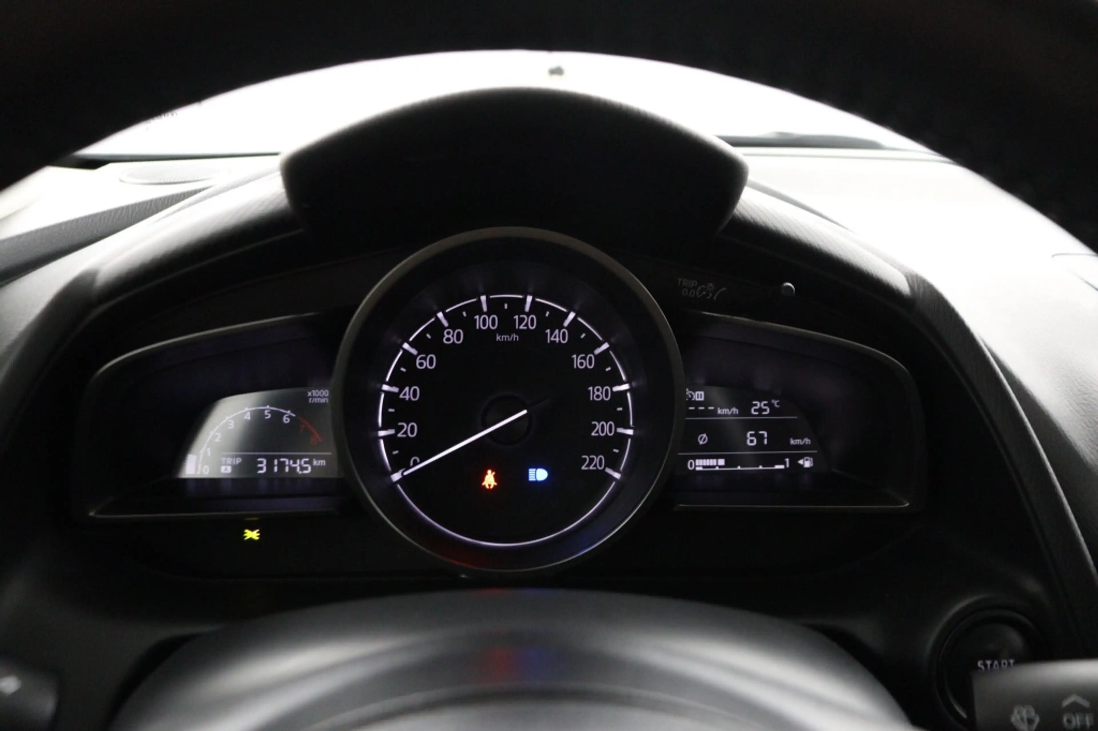 Mazda CX-3 2.0 SKYACTIV-G 120 DYNAMIC — photo 16