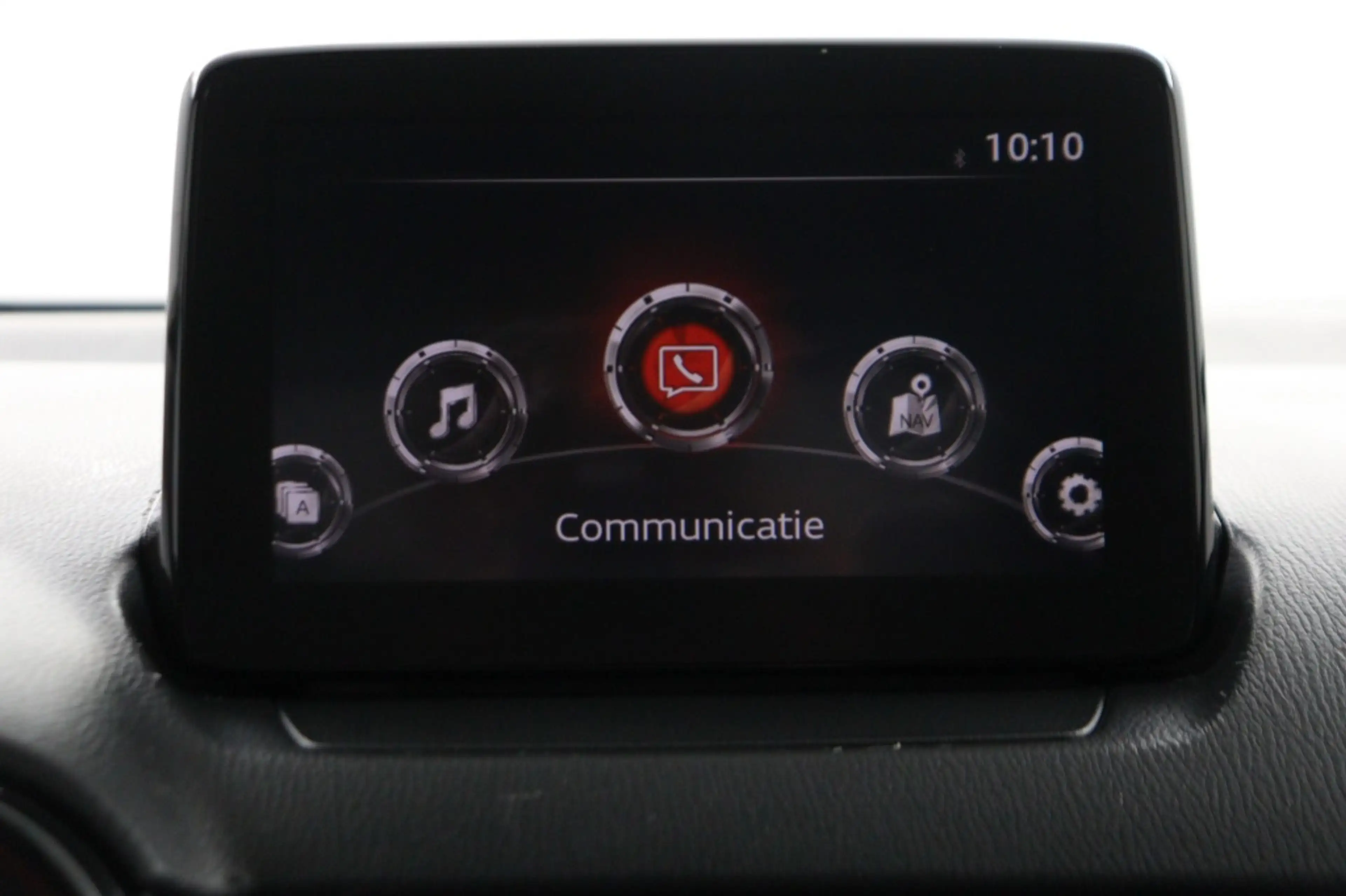 Mazda CX-3 2.0 SKYACTIV-G 120 DYNAMIC — photo 40