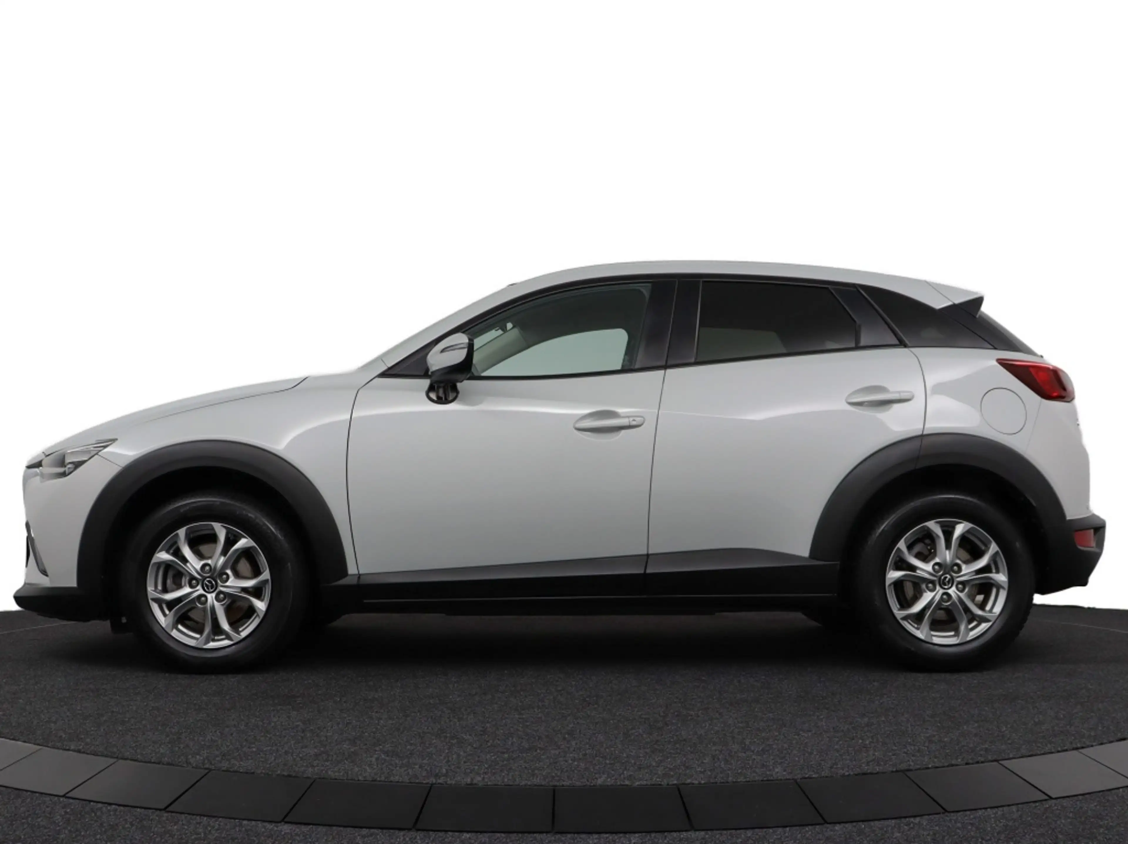 Mazda CX-3 2.0 SKYACTIV-G 120 DYNAMIC — photo 9