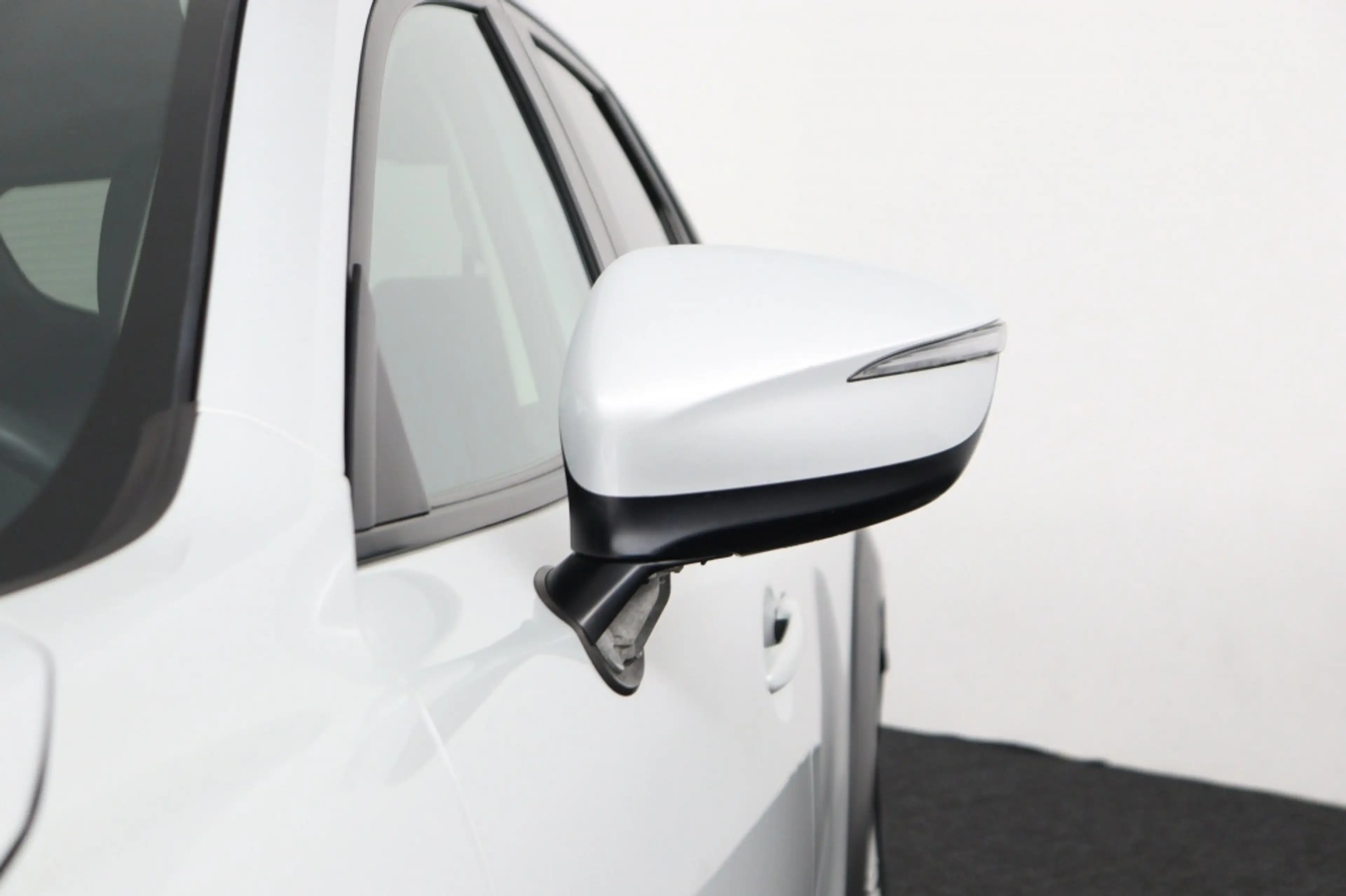 Mazda CX-3 2.0 SKYACTIV-G 120 DYNAMIC — photo 14