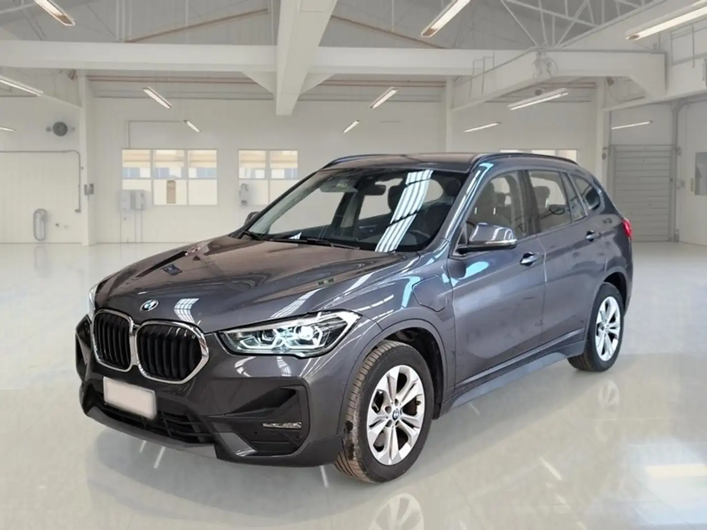 BMW X1 xDrive 25e Business Advantage automatico - 1