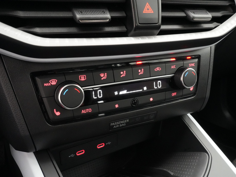 SEAT Arona Style Edition DSG PDC CARPLAY PORT NAVI — photo 7