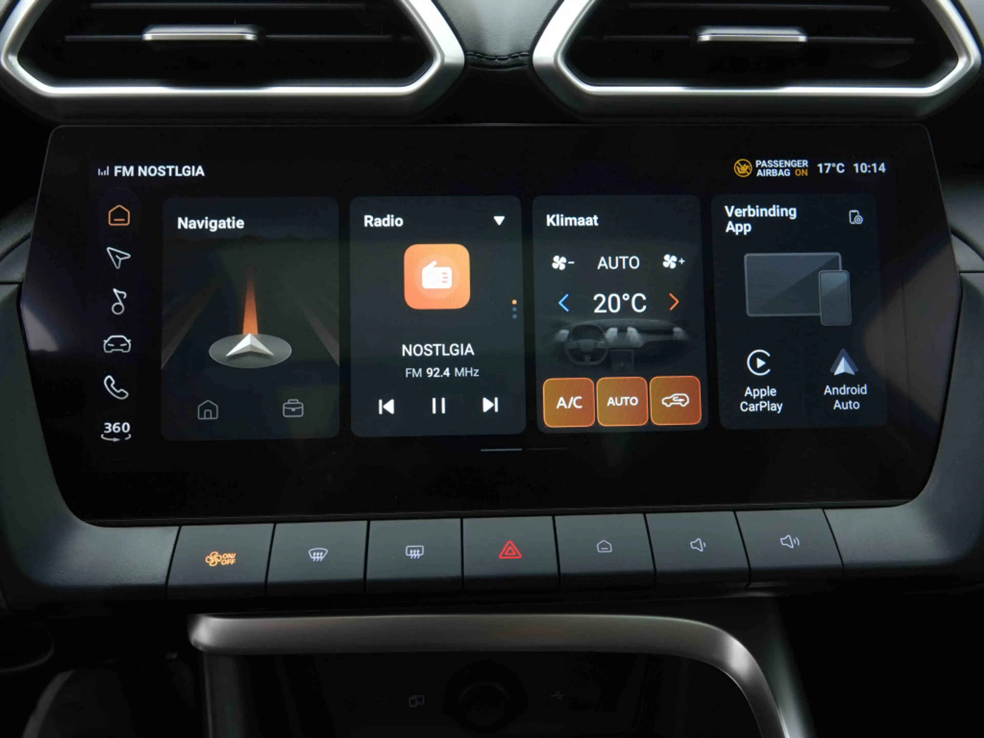 MG ZS Hybrid+ 194 Luxury | Pano | Leather | 360Cam | GPS | Heated Seats | ALU18 — photo 11