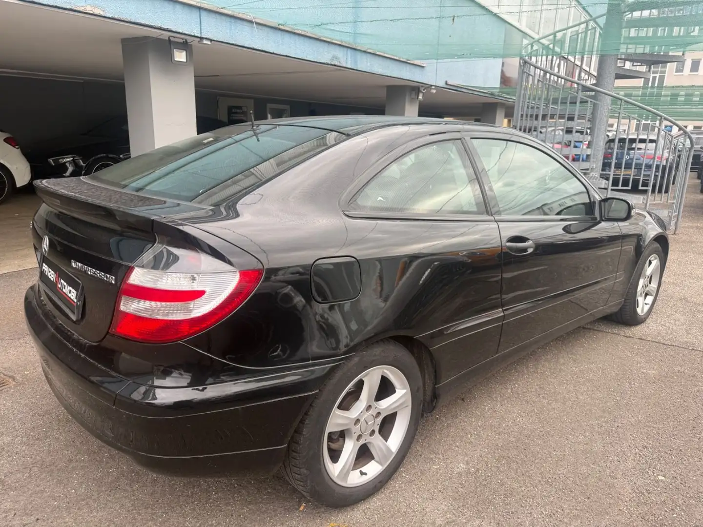 Mercedes-Benz C 180 Kompr*Sportcoupe*Aut*Klimaaut*1.Hand Schwarz - 2