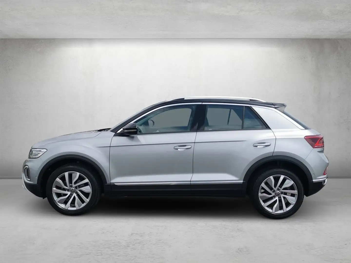 Volkswagen T-Roc 1.5 TSI DSG Style *Navi*Pano*AHK* Silber - 2