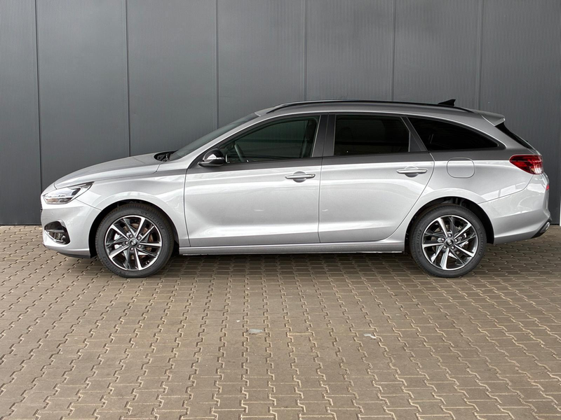 Hyundai i30 Kombi Comfort Plus 1.0 TGDI DCT / Navi Sitz + L... — photo 2