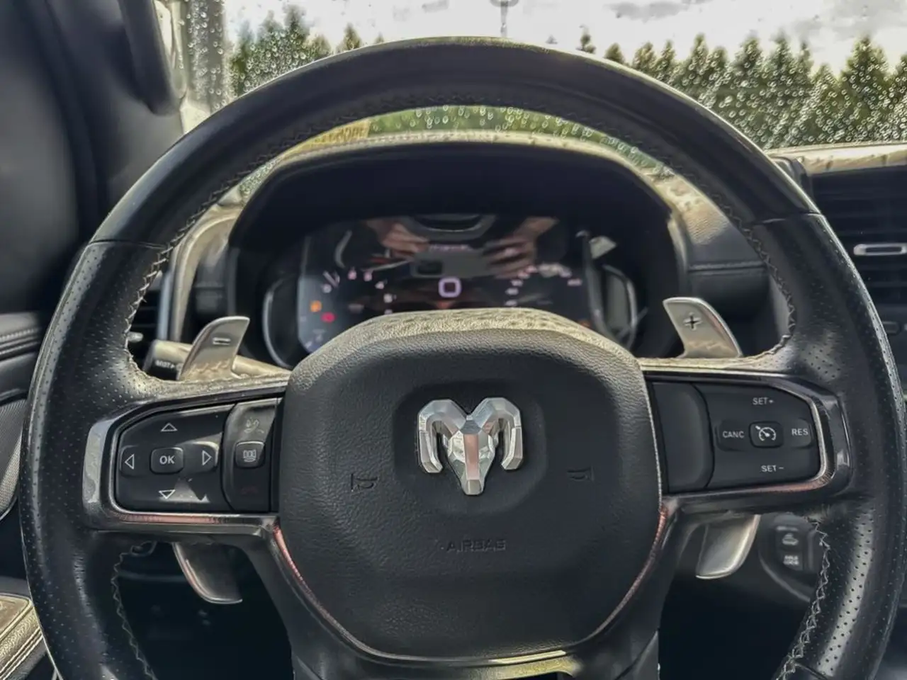 RAM 1500 снимка RAM 1500