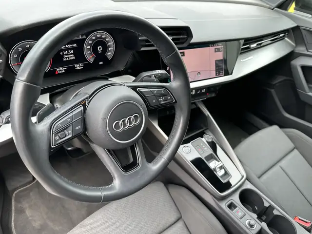 Audi A3 view 9