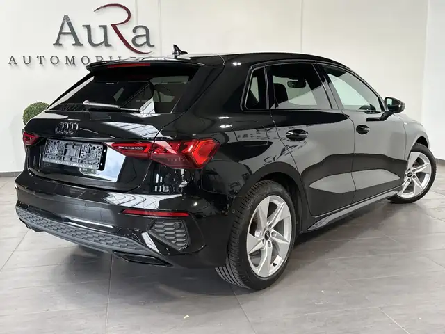 Audi A3 view 4