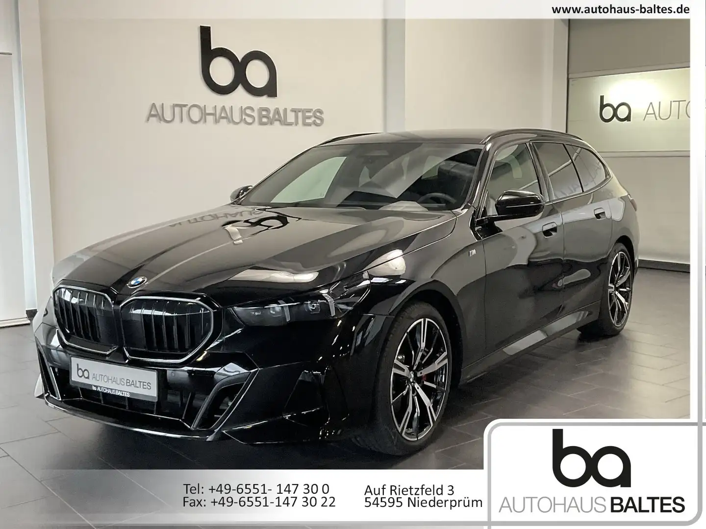 BMW 520 520i Touring M Sport Pro 20/Pano/DrivPl/Park/AHK Schwarz - 1