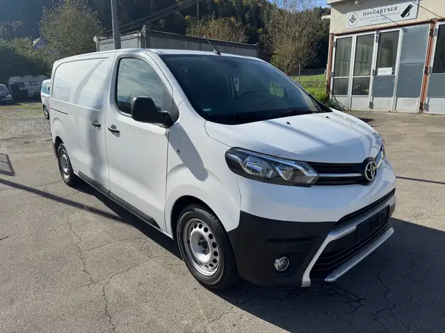 Toyota Proace Proace D-4D 1,5-l-D-4D L1 Meister