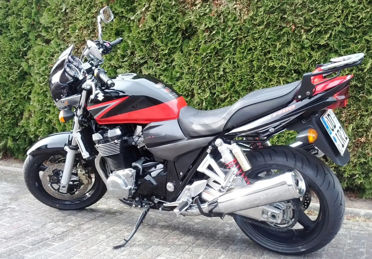 Suzuki GSX 1400 K4 Rosso - 2