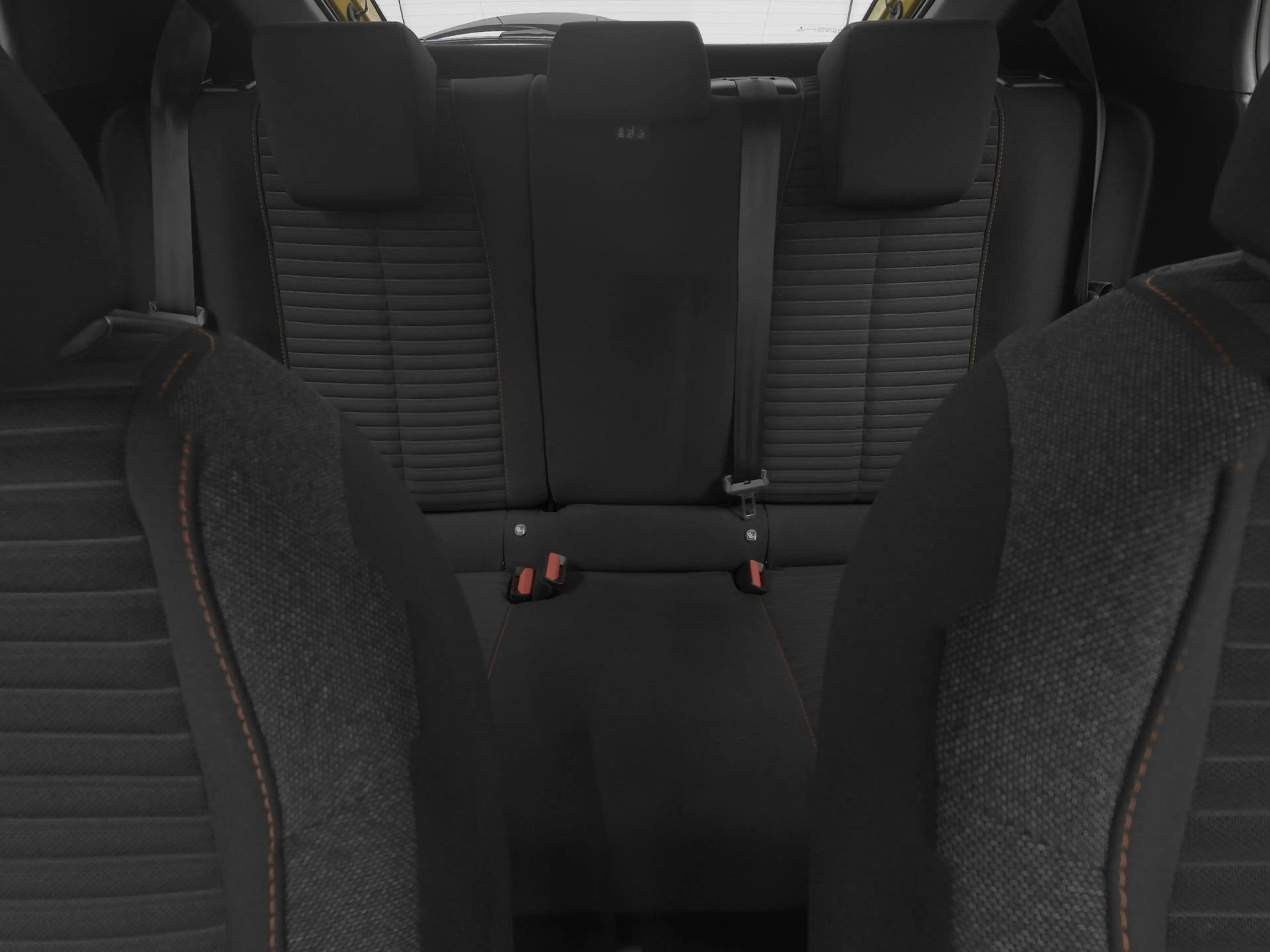 Peugeot e-208 EV Style 50 kWh | PDC | SOH 100% — photo 5
