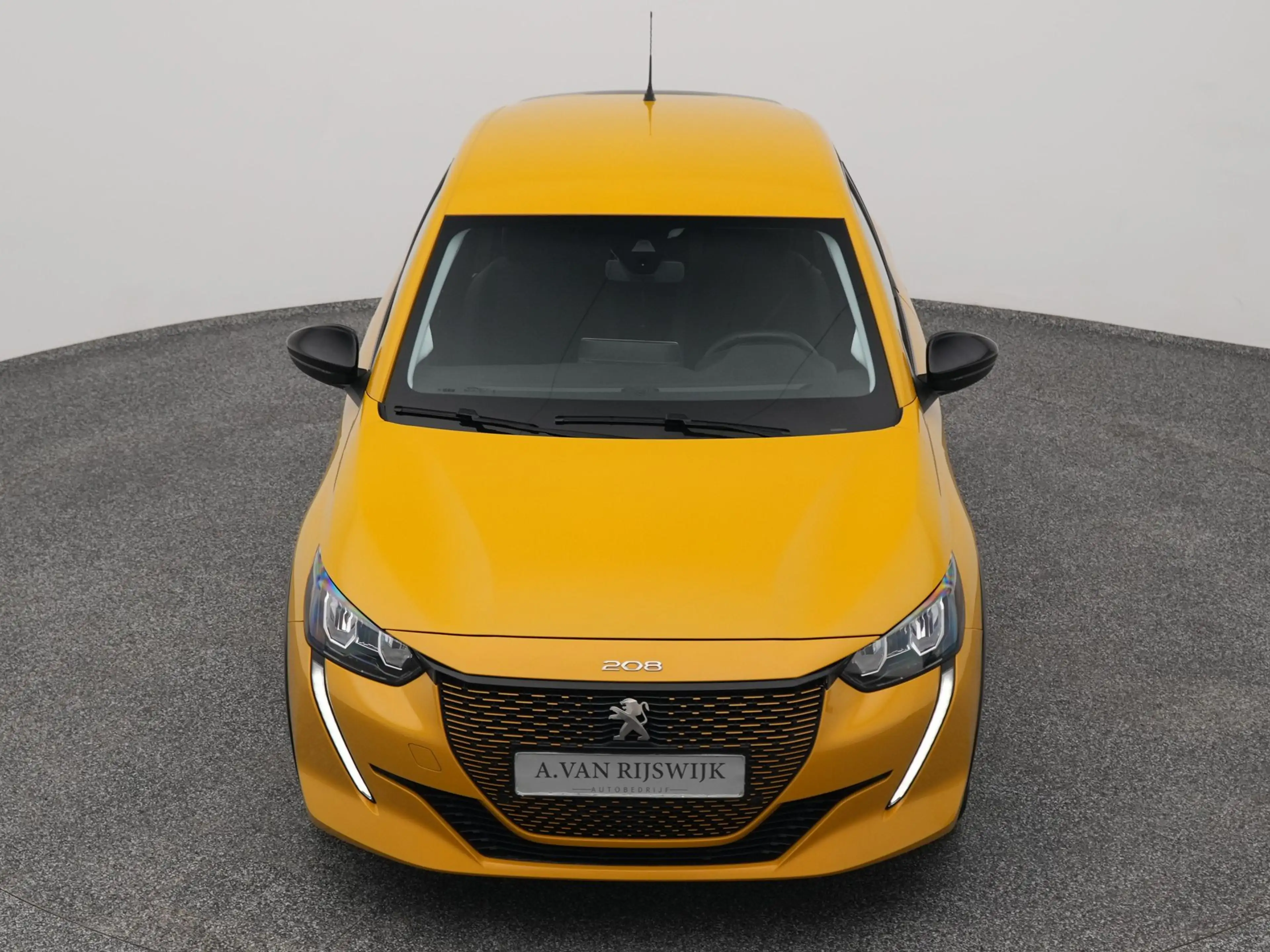 Peugeot e-208 EV Style 50 kWh | PDC | SOH 100% — photo 27