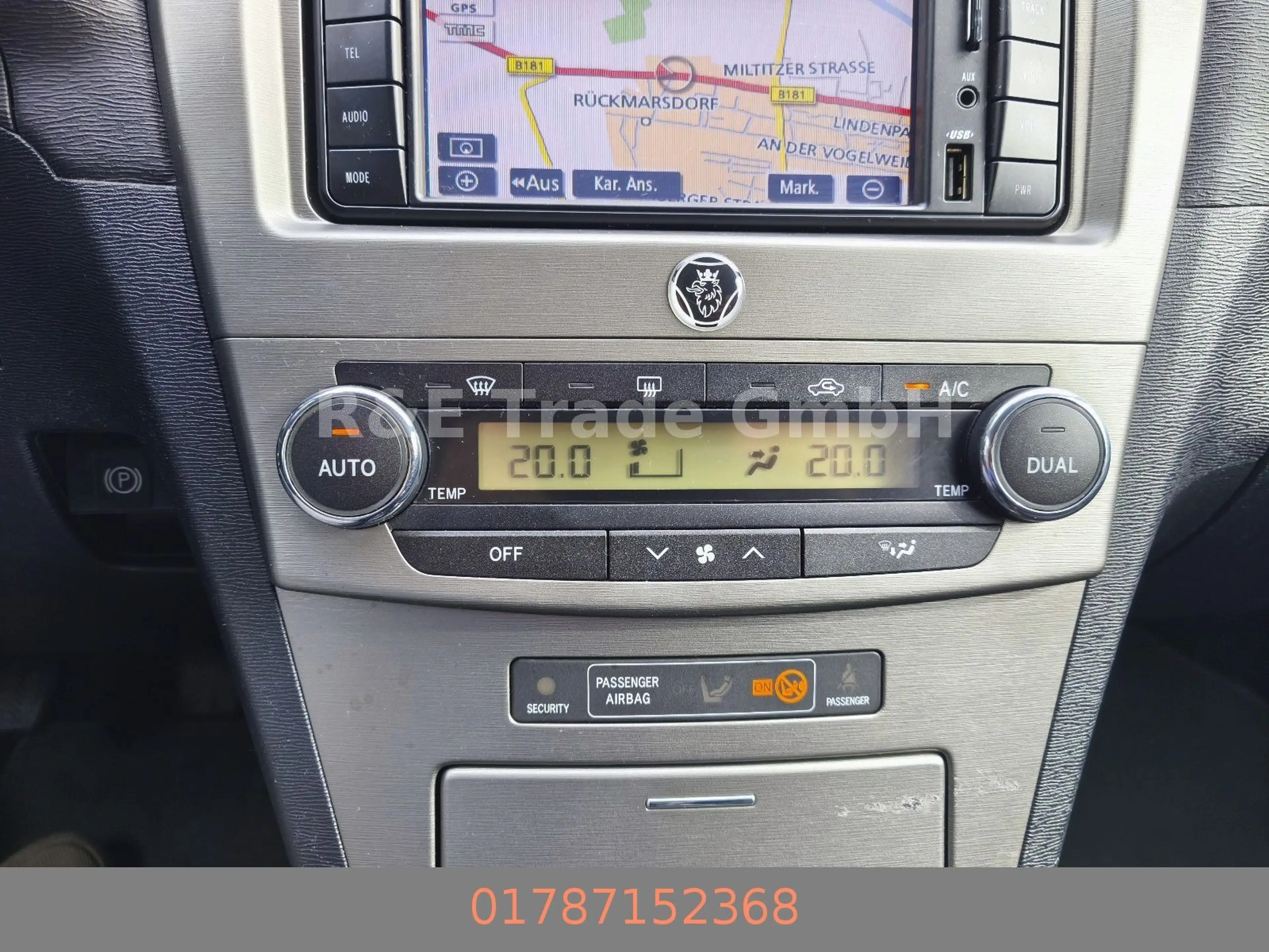 Toyota Avensis Kombi Edition Navi TÜV 06.2028 8xbereift — photo 9
