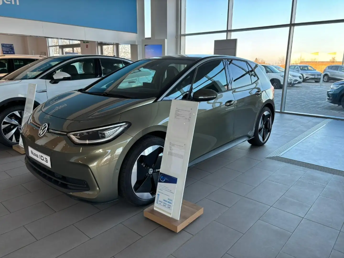 Volkswagen ID.3 PRO PERFORMANCE BATTERIA DA 58KWH ( MY 23 Verde - 1