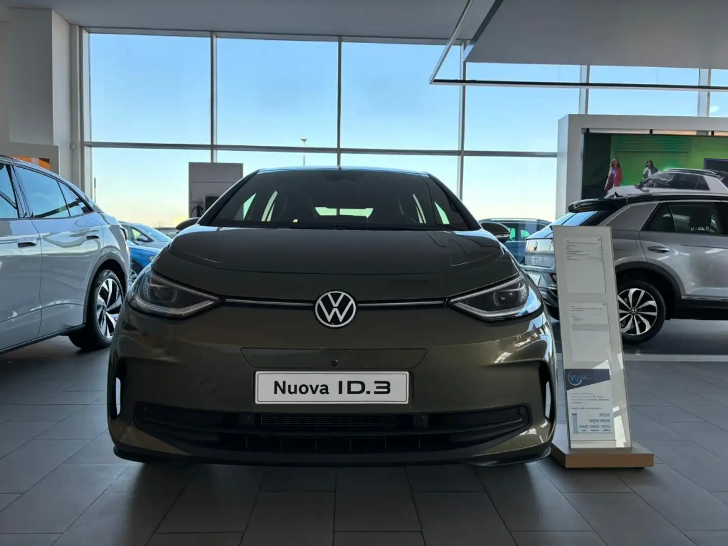 Volkswagen ID.3 PRO PERFORMANCE BATTERIA DA 58KWH ( MY 23 Verde - 2