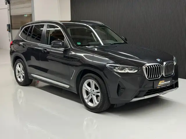 Bmw X3 xDrive 20iA LED Navi Leder Sportsitze Kamera