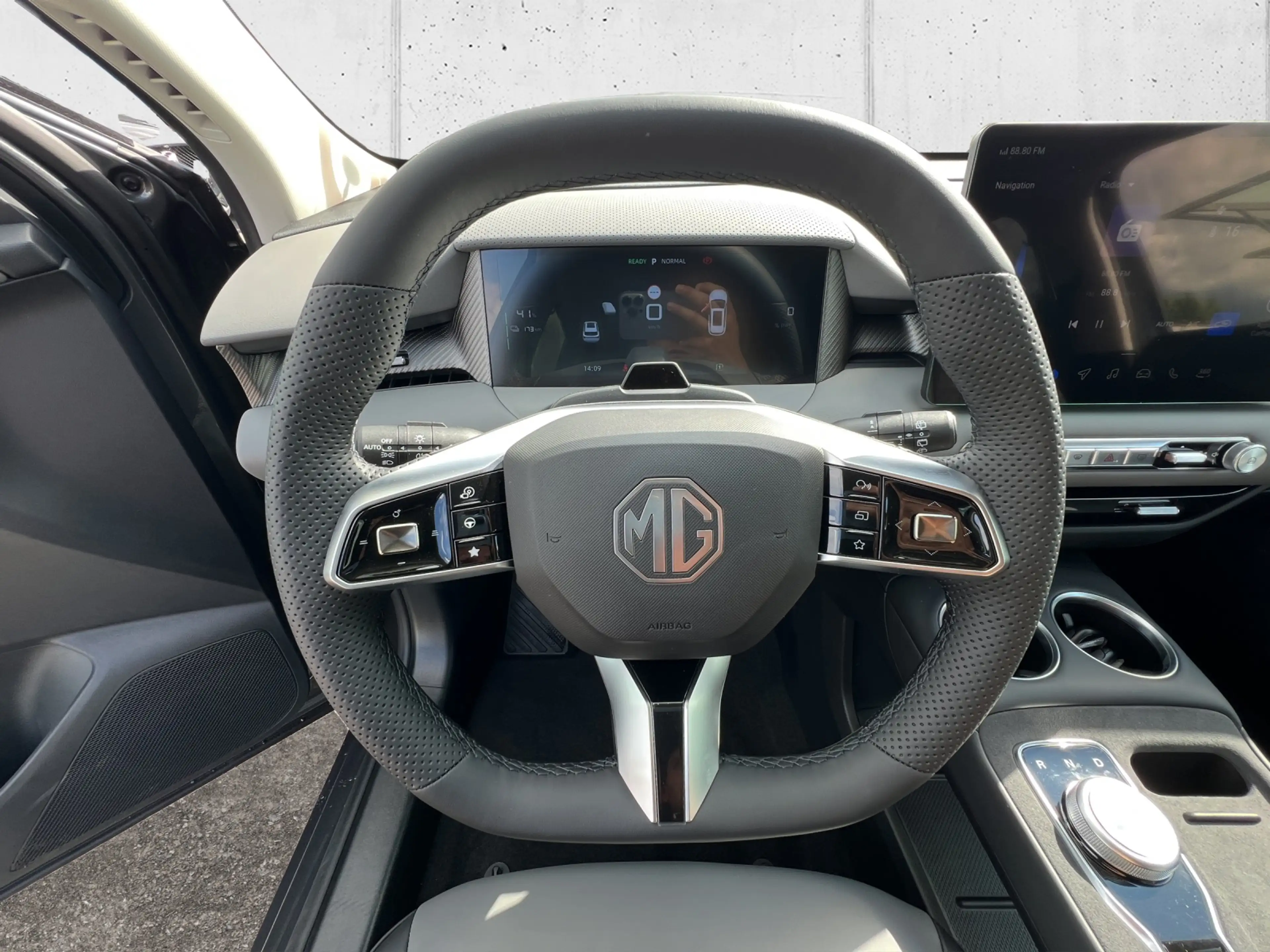MG MGS5 EV MG S5 EV Luxury RWD LONGRANGE 5t. — photo 11