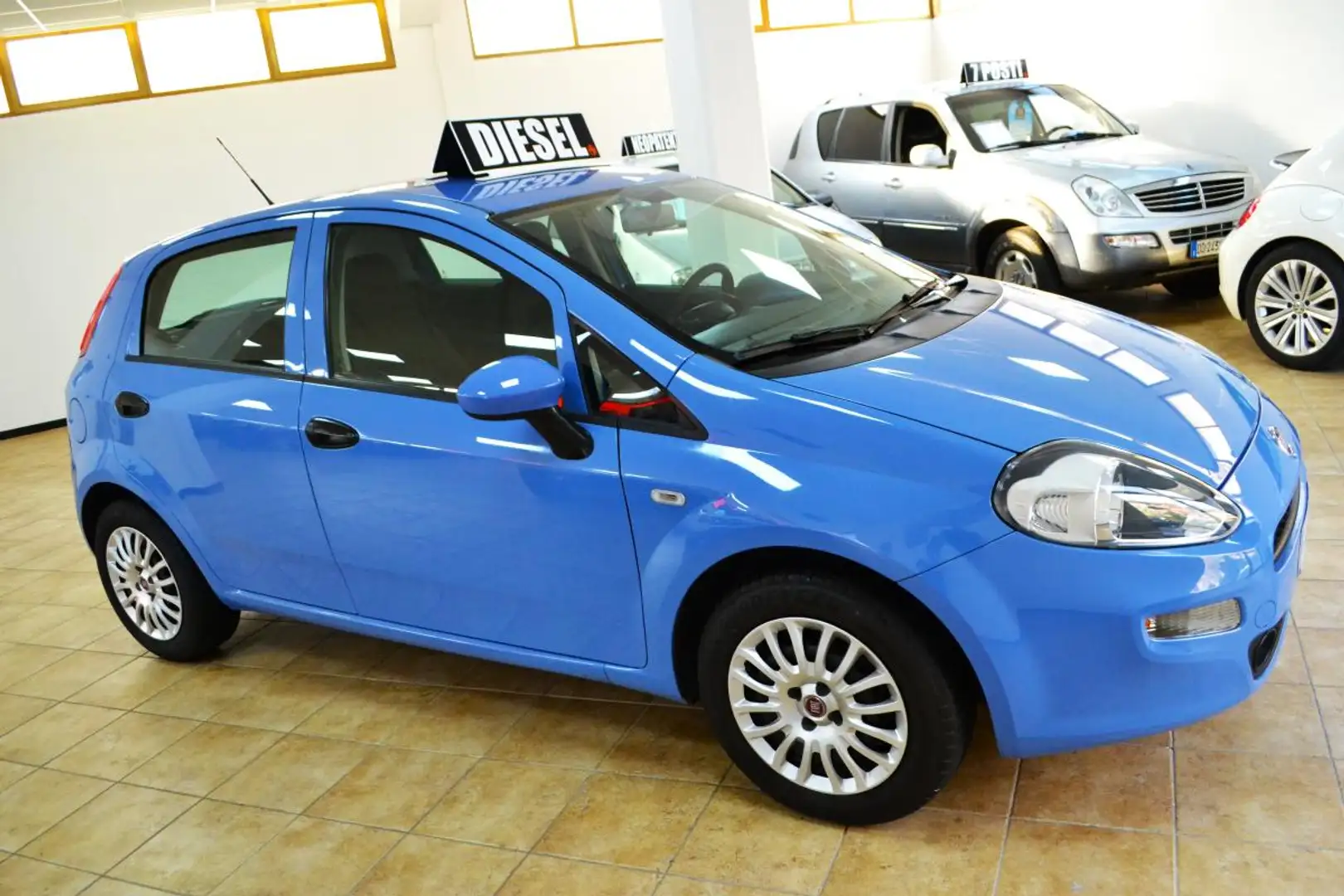Fiat Punto 1.3 MJT II S&S 95 CV 5p. Lounge Blu/Azzurro - 2
