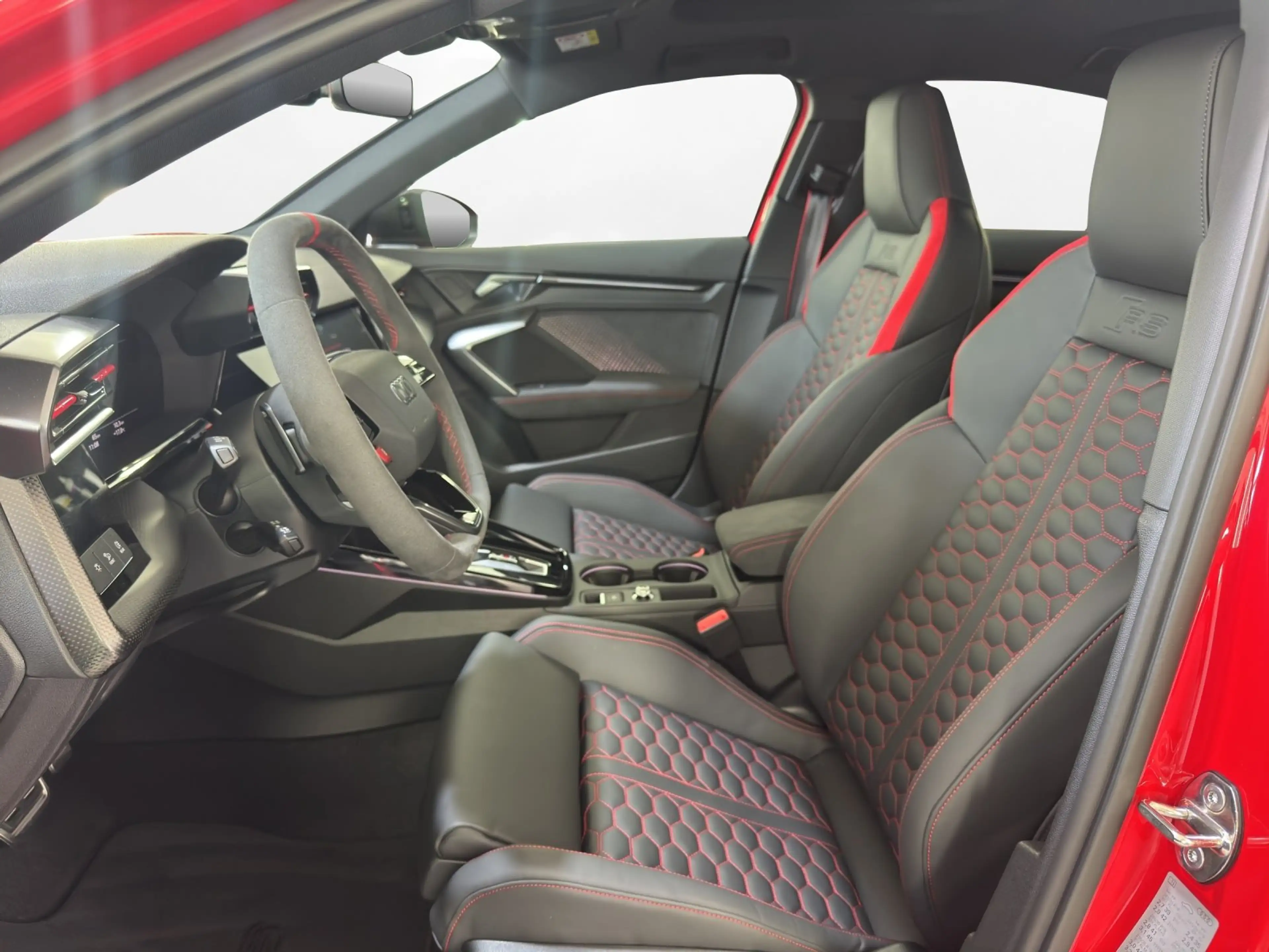 Audi RS3 RS 3 Limousine 2.5 TFSI S tronic quattro | PANO | — photo 9