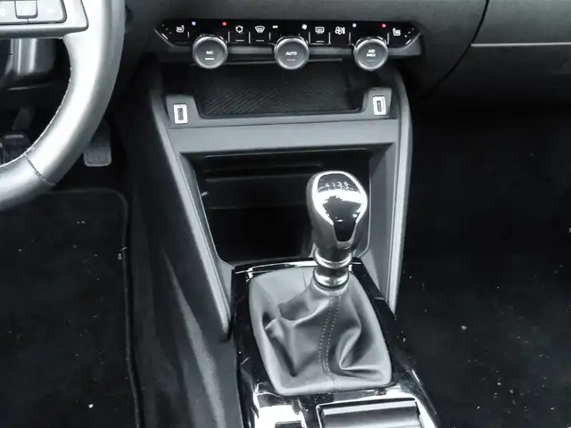 Citroen C4 view 10