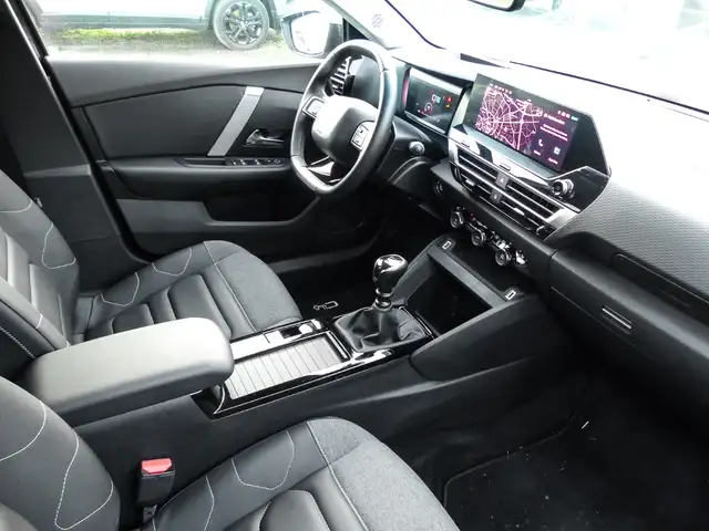 Citroen C4 view 4