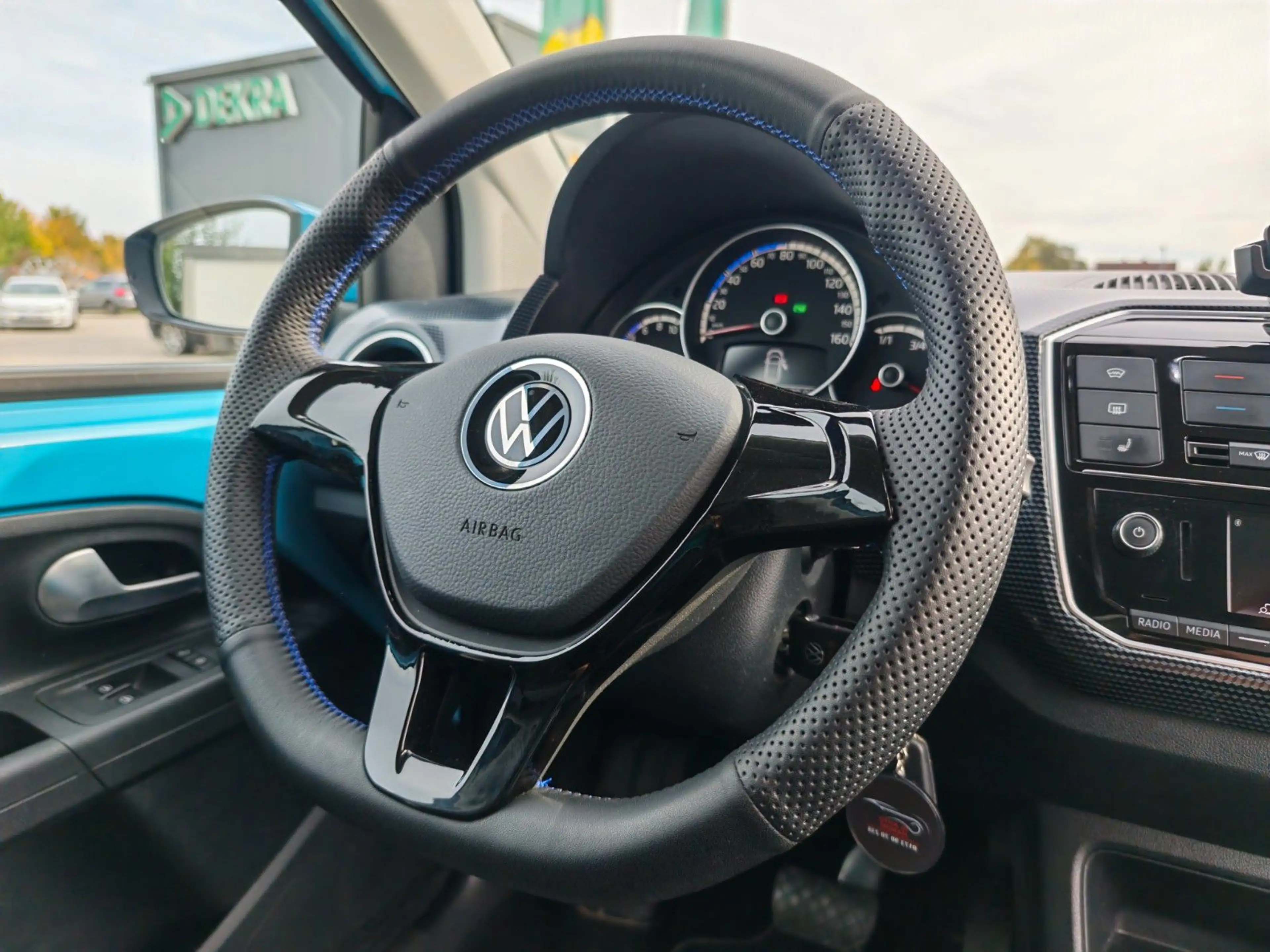 Volkswagen e-up! 36.8kWh CCS 1,Hand Rückfahrkamera Tempomat — photo 15