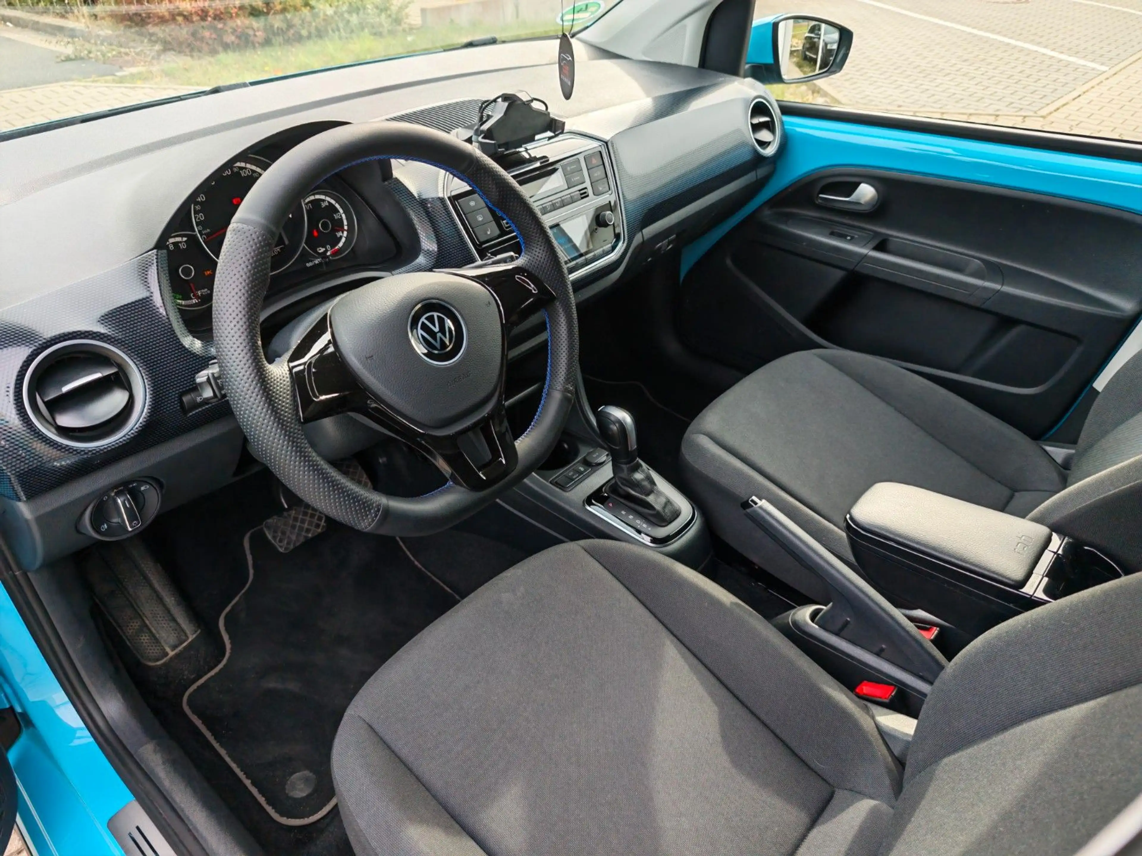 Volkswagen e-up! 36.8kWh CCS 1,Hand Rückfahrkamera Tempomat — photo 12