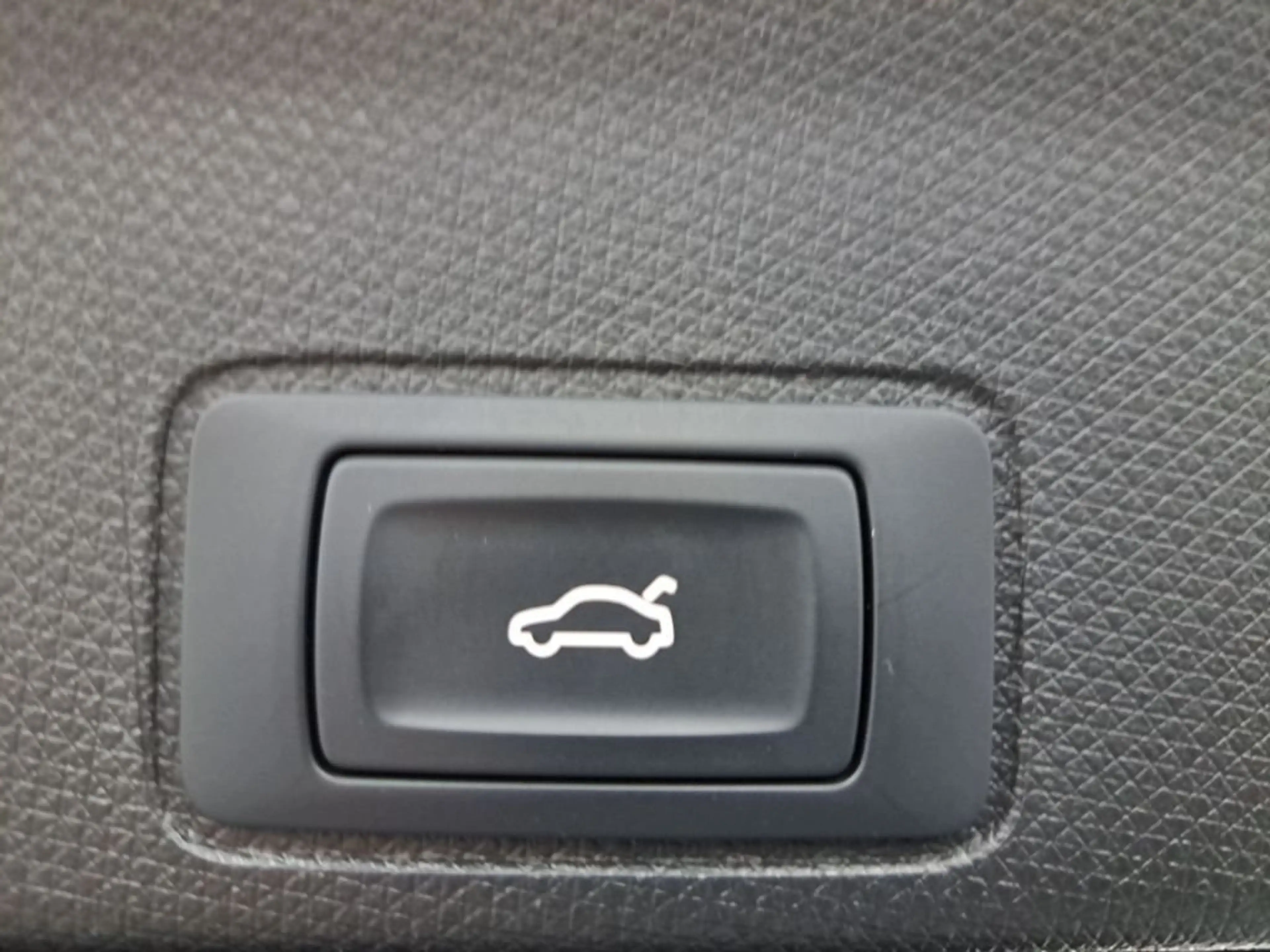 CUPRA Terramar 2.0 TSI 4Drive DSG VZ AHK NAVI 360° LED — photo 8