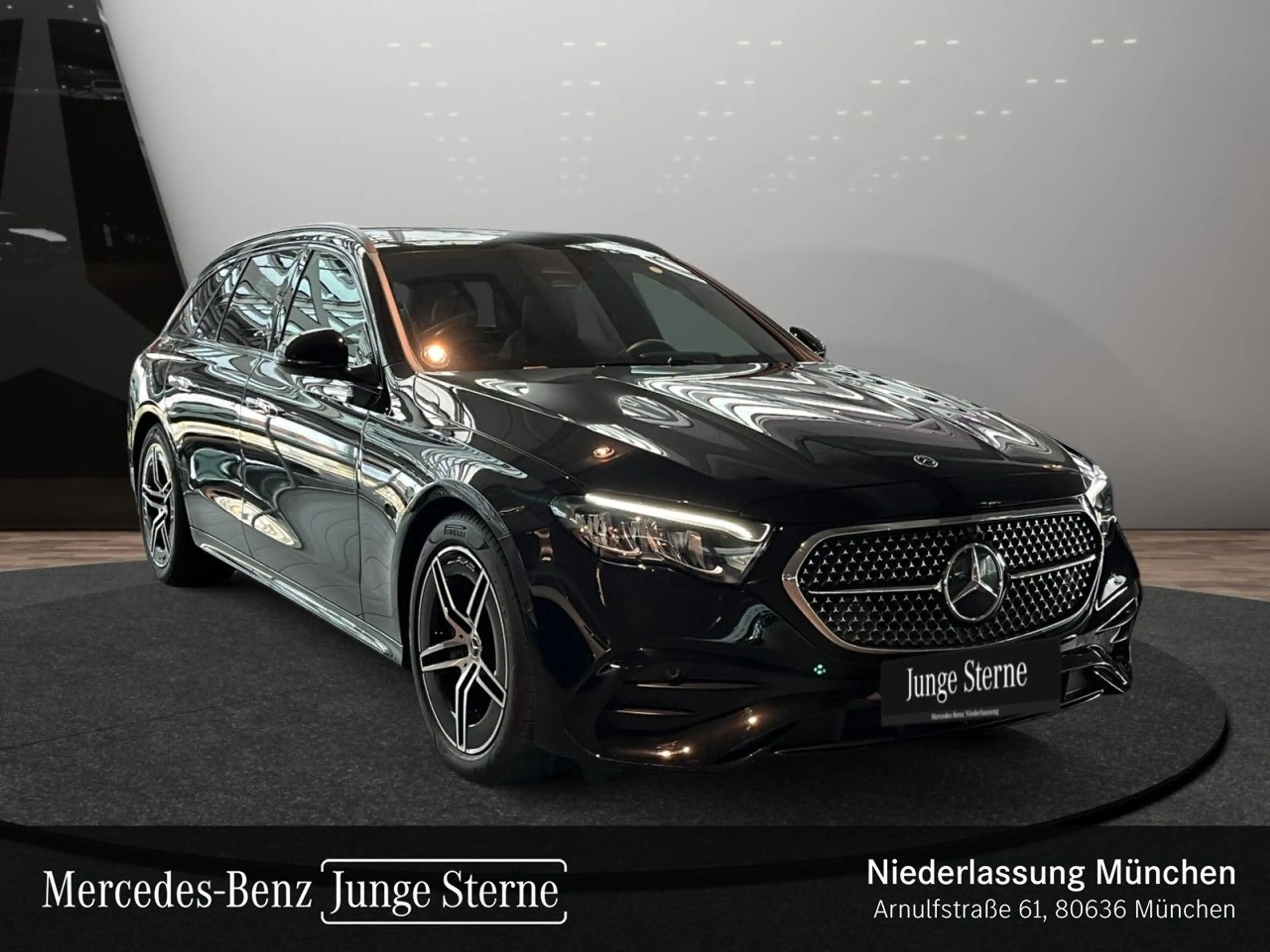 Mercedes-Benz E 220 d T 4M AMG Pano LED AHK Night Kamera PTS 9G — photo 4