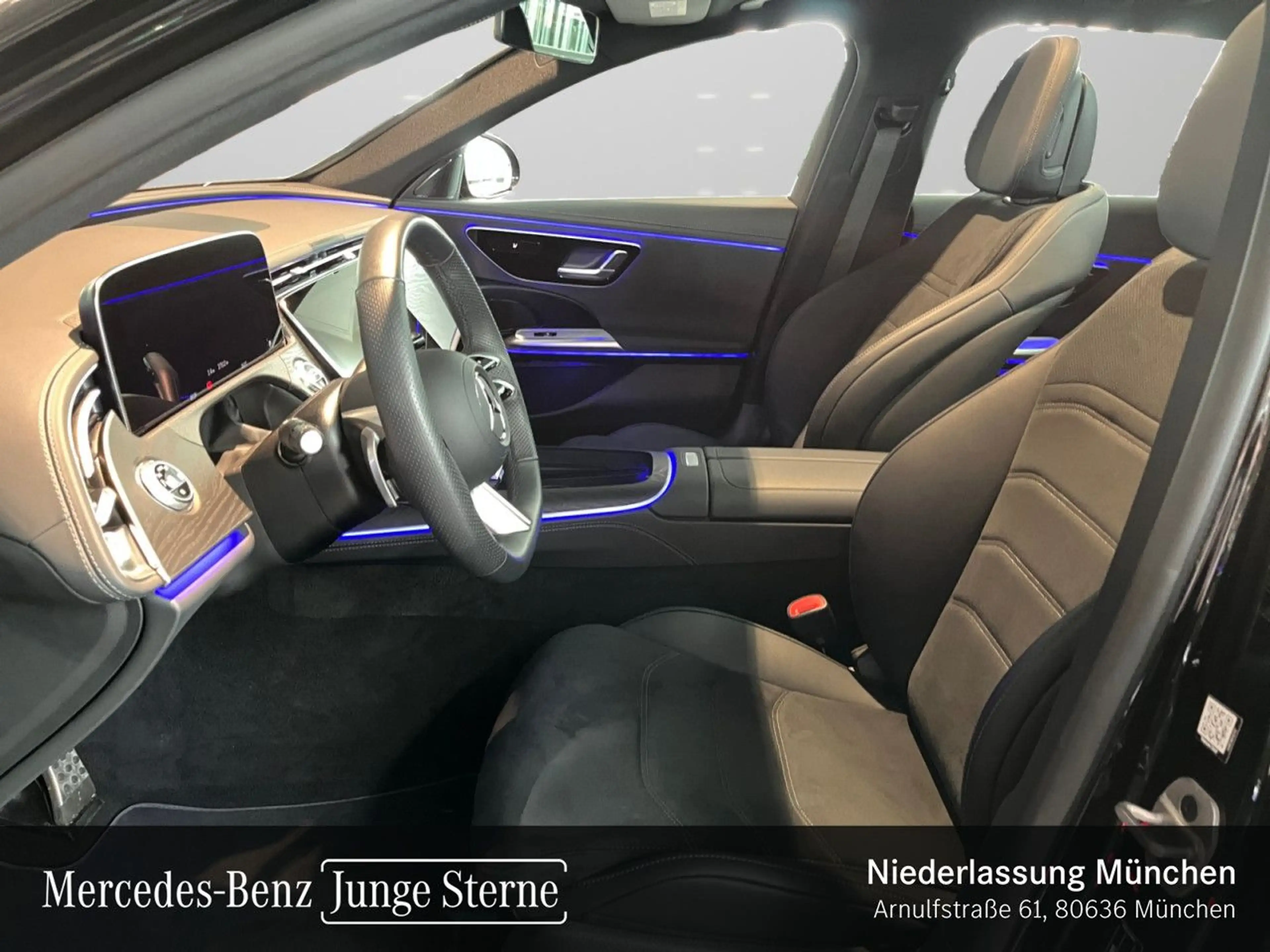 Mercedes-Benz E 220 d T 4M AMG Pano LED AHK Night Kamera PTS 9G — photo 10