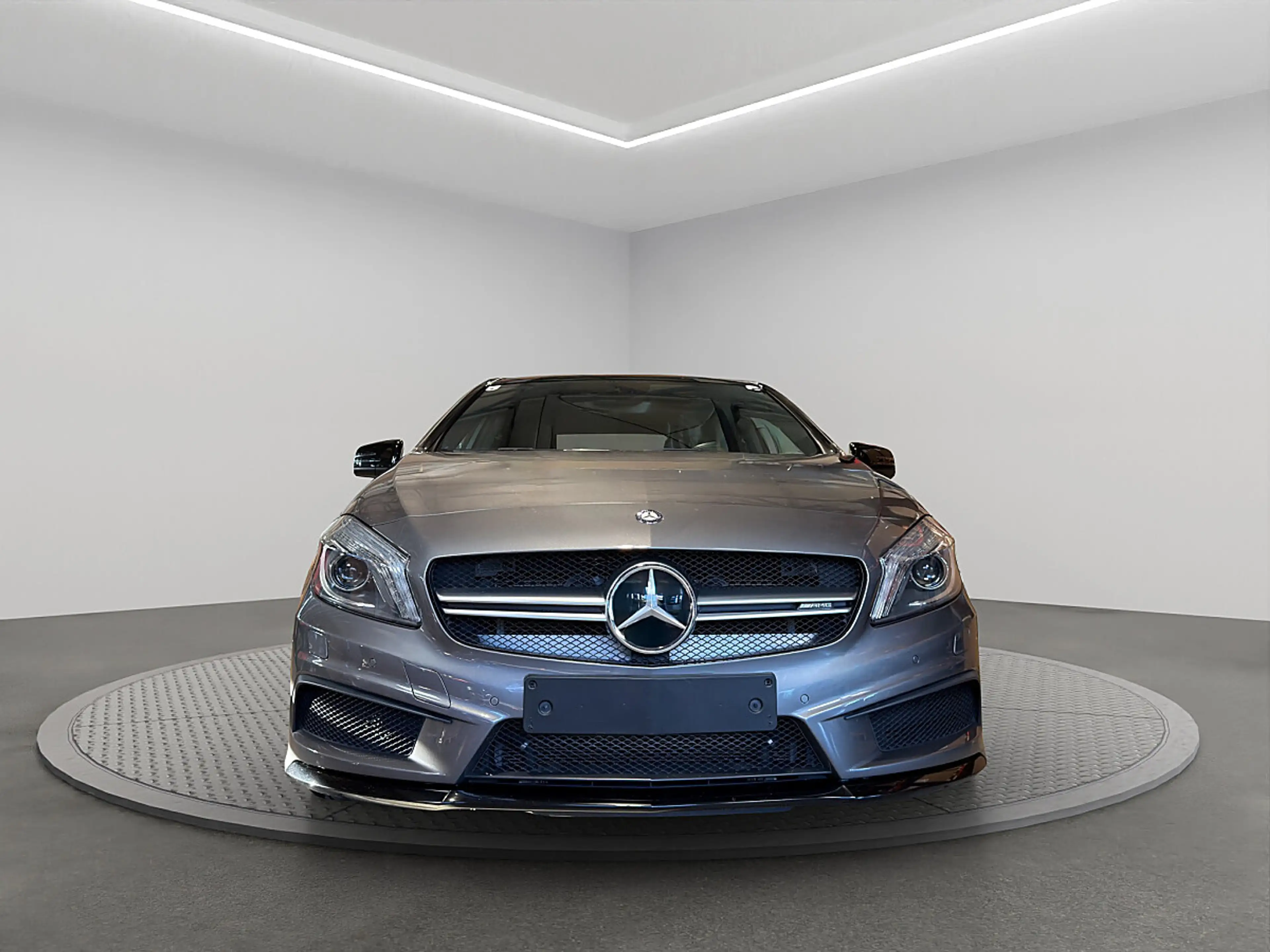 Mercedes-Benz A 45 AMG 4MATIC Aut. — photo 2