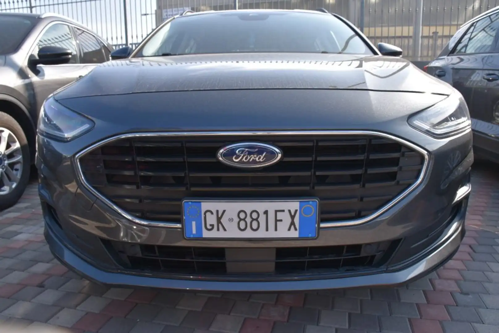 Ford Focus 1.5 EcoBlue 120 CV aut. SW Business Grigio - 2