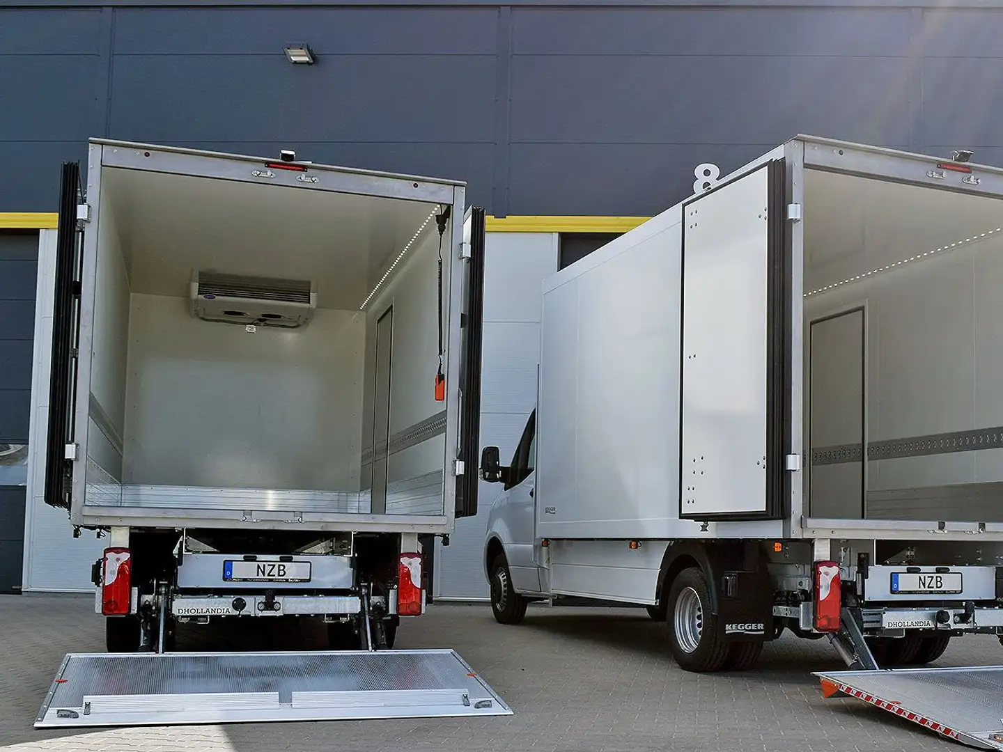 Mercedes-Benz Sprinter 519 CDI 5.5T SOFORT Carrier-20/LBW 2 Stk. Weiß - 2