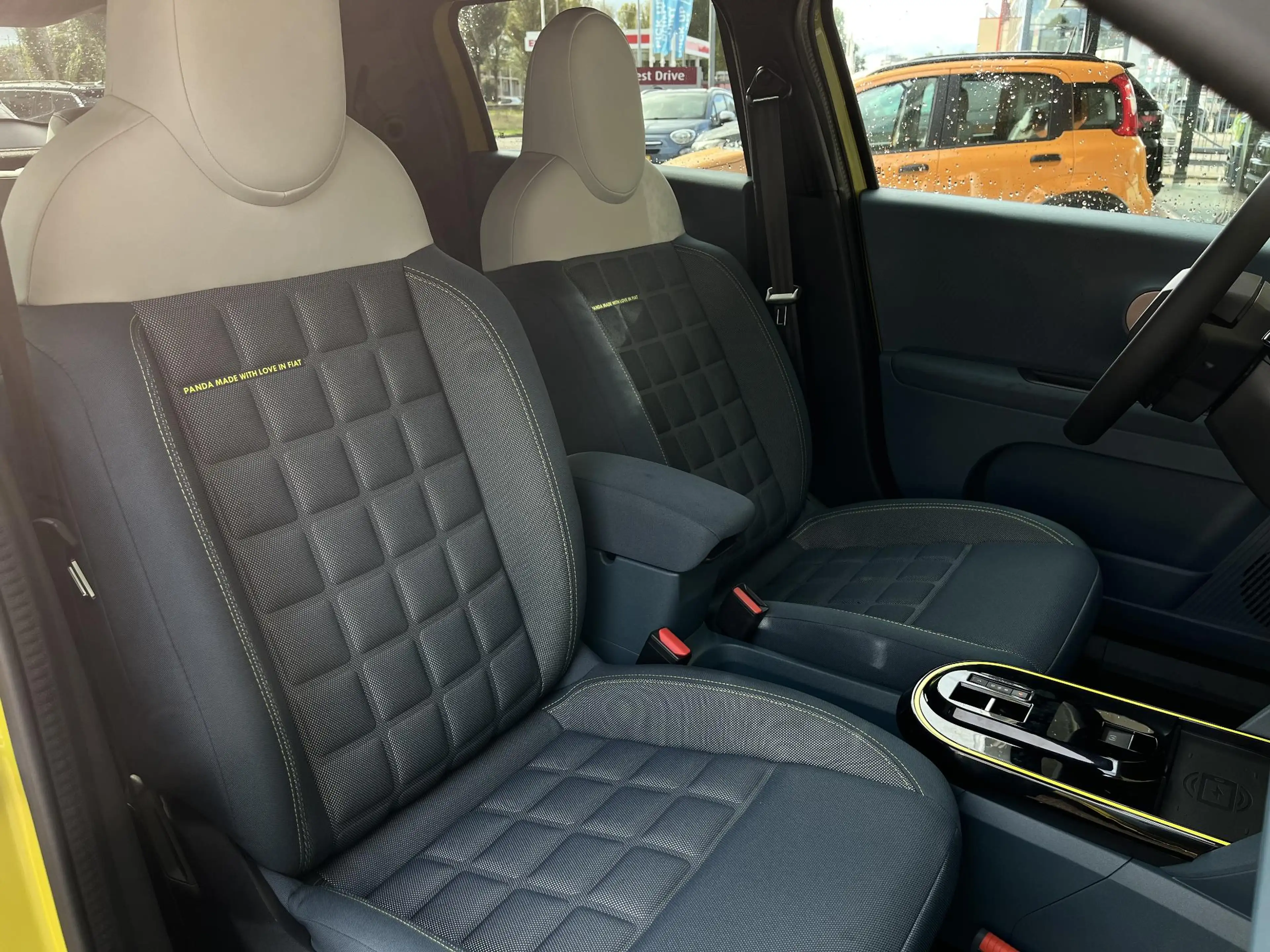 Fiat Grande Panda La Prima 11 kW 44 kWh | Apple-Android | Stoelverwa — photo 6