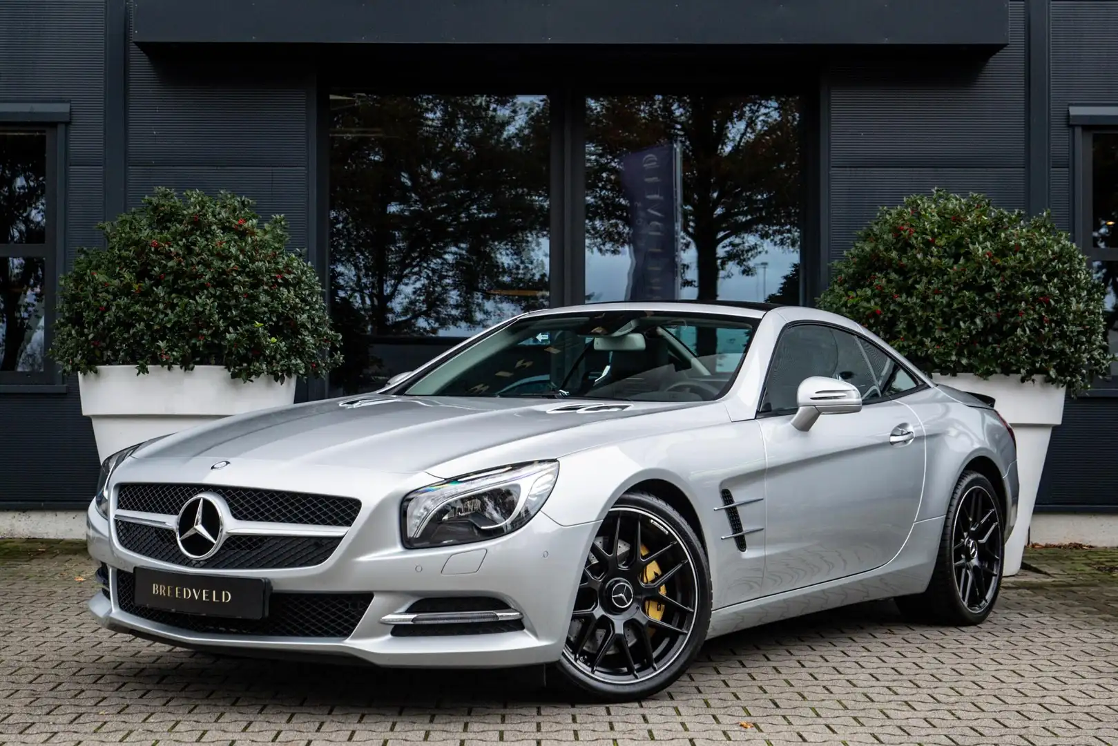 Mercedes-Benz SL 400 Grau - 1