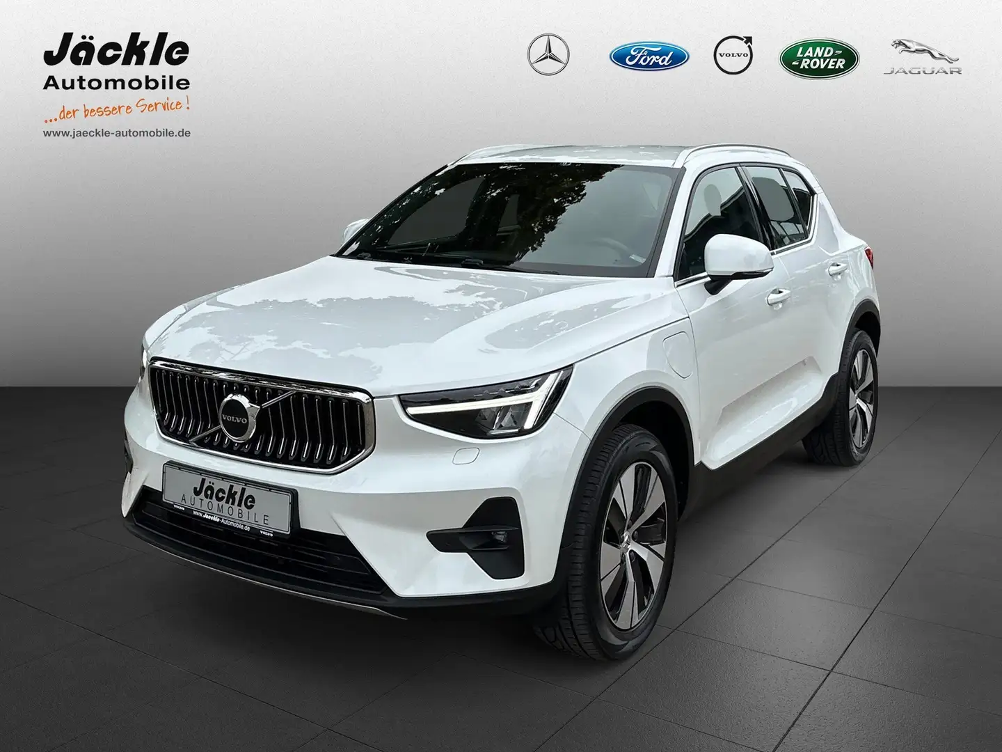 Volvo XC40 Core Recharge Plug-In Hybrid, AHK, Winterpaket Weiß - 1