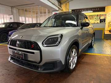 Mini Countryman U25 2.0 48V Essential all4 auto