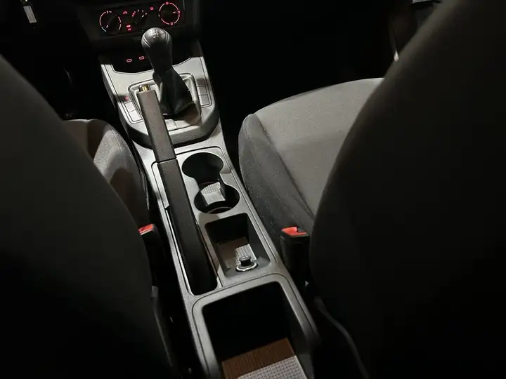 SEAT Arona 2021, foto 16