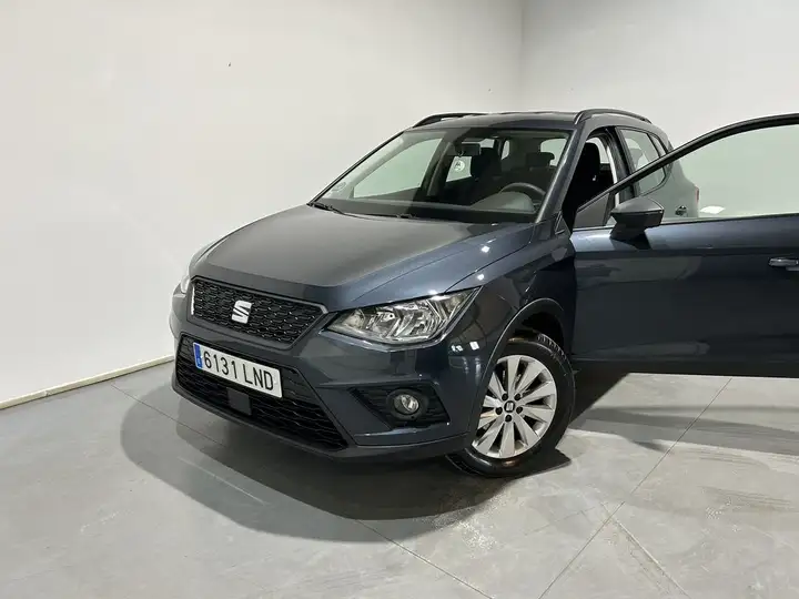 SEAT Arona 2021, foto 3
