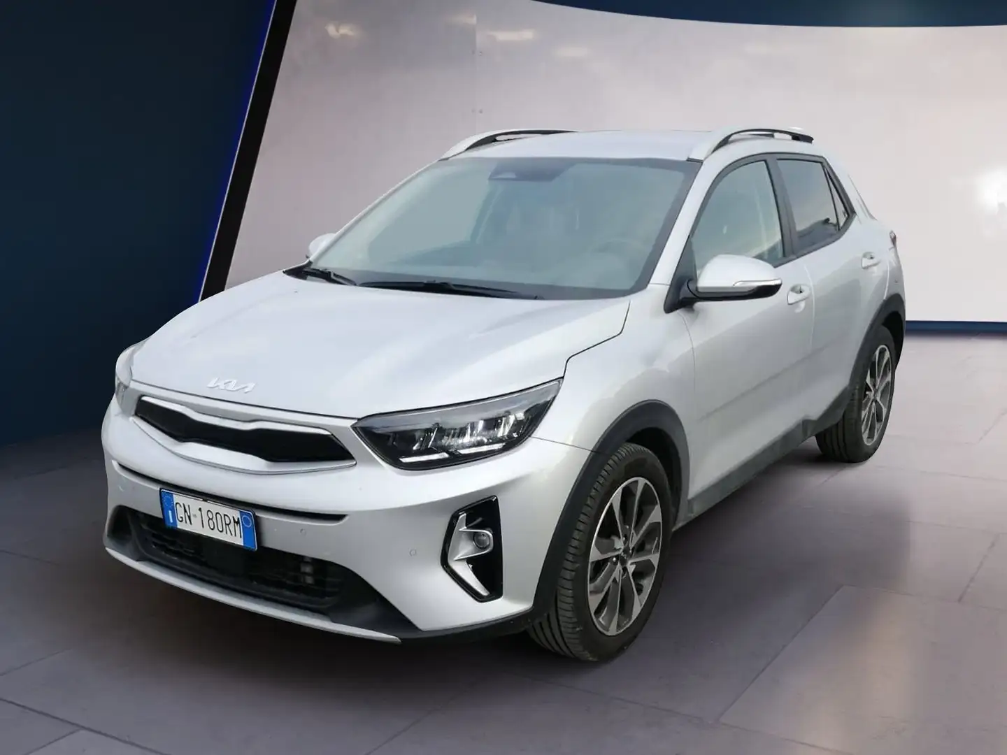 Kia Stonic 1.0 t-gdi mhev style 120cv dct Gris - 1