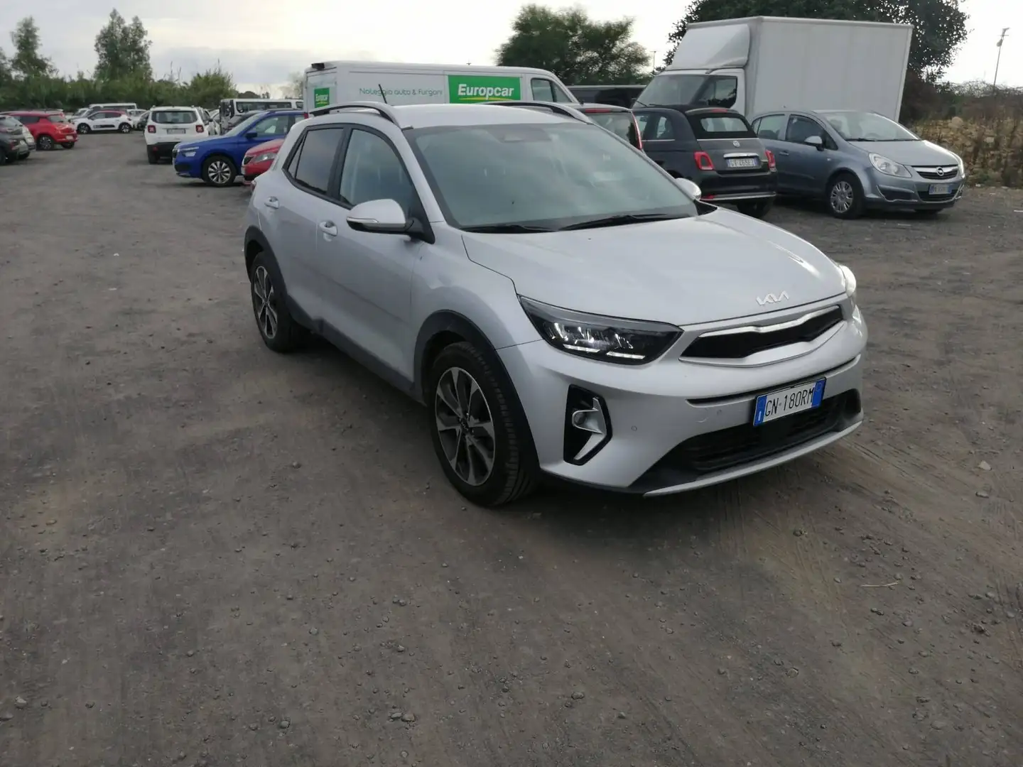 Kia Stonic 1.0 t-gdi mhev style 120cv dct Grau - 2