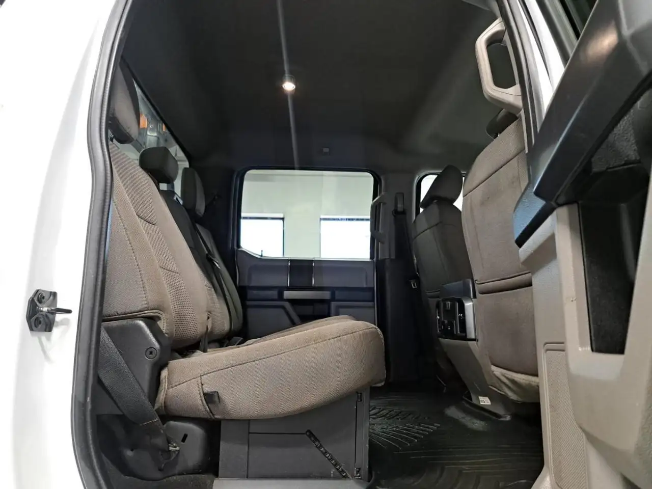 Ford F 350 снимка Ford F 350