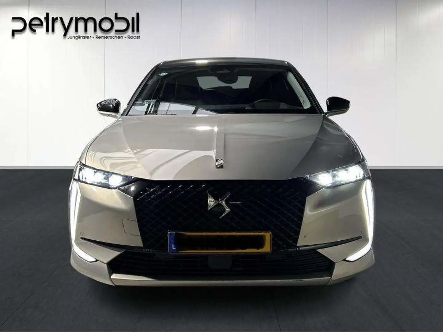 DS Automobiles DS 4 DS4 Performance Line + Бежевий - 2