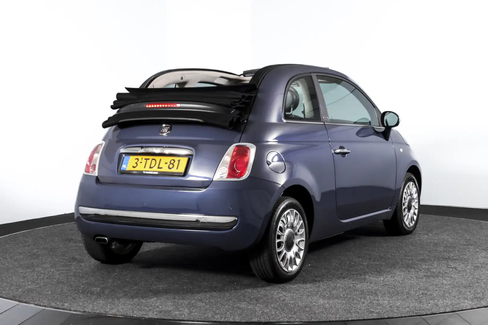 Fiat 500C 1.0 TwinAir Easy 66 PK | Open dak | PDC | Airco | Bleu - 2